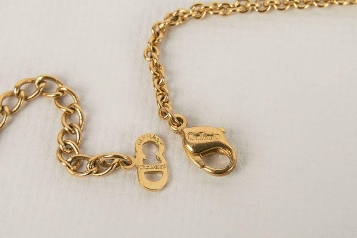 Christian Dior Set aus Halskette und Ohrringen aus Goldmetall und blauen Strasssteinen im Angebot 3