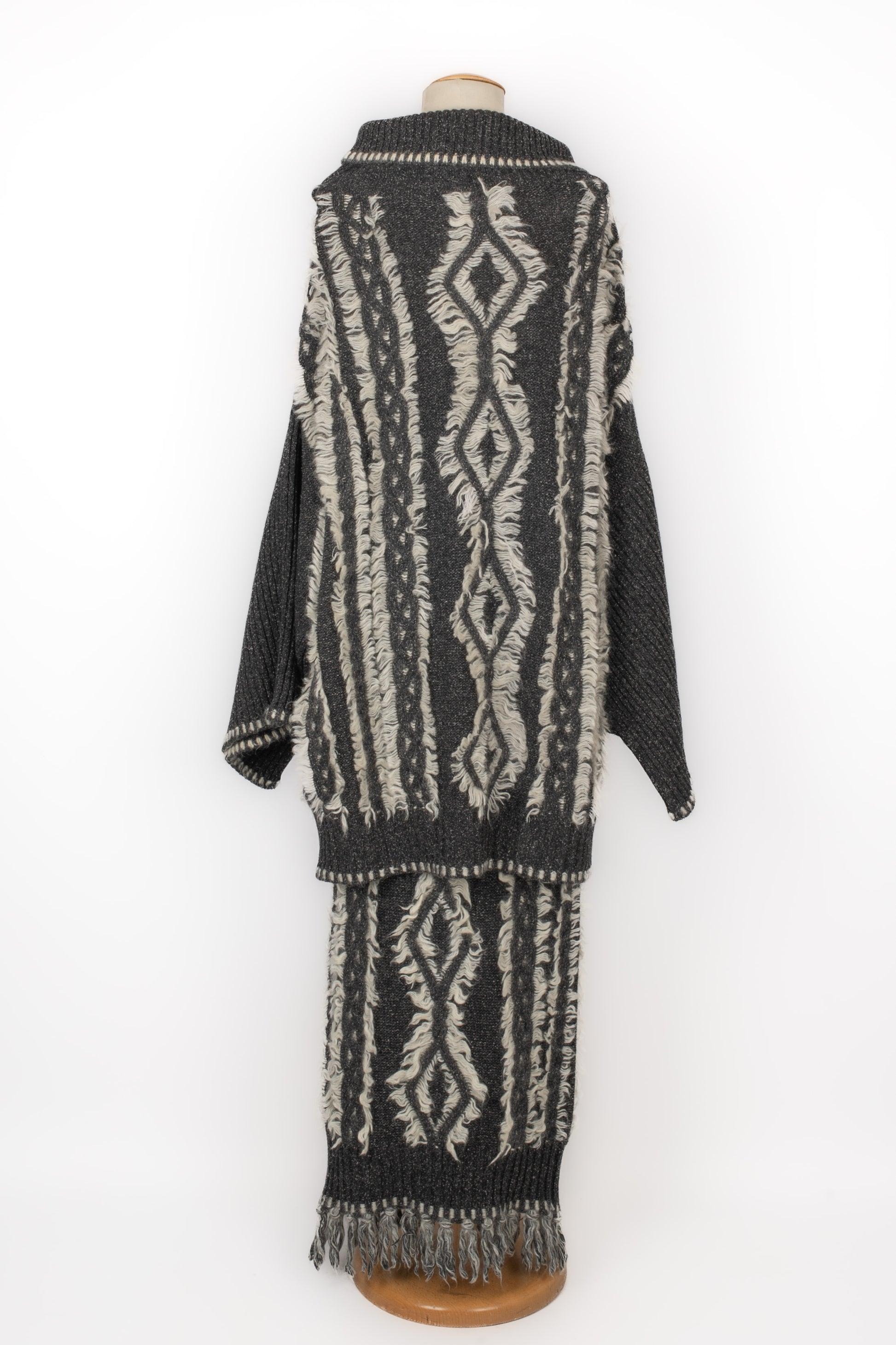 Set di maglione e gonna Christian Dior, 1999 In condizioni ottime in vendita a SAINT-OUEN-SUR-SEINE, FR