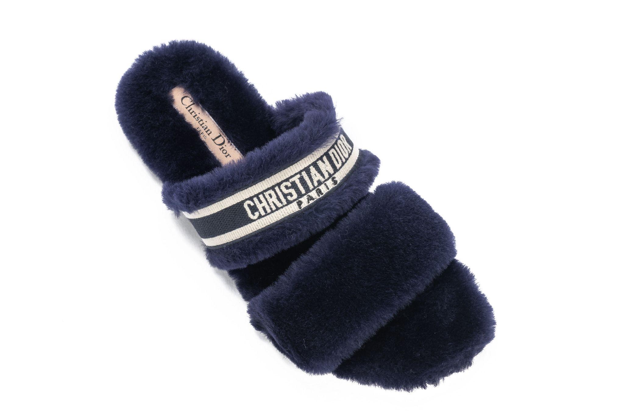Christian Dior Slide en shearling  Marine NIB en vente 1