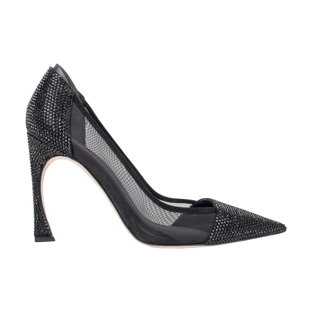 mesh black pumps