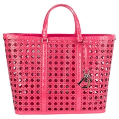 Christian Dior shopping bag 2011 Used Christian Dior shopping bag 2011