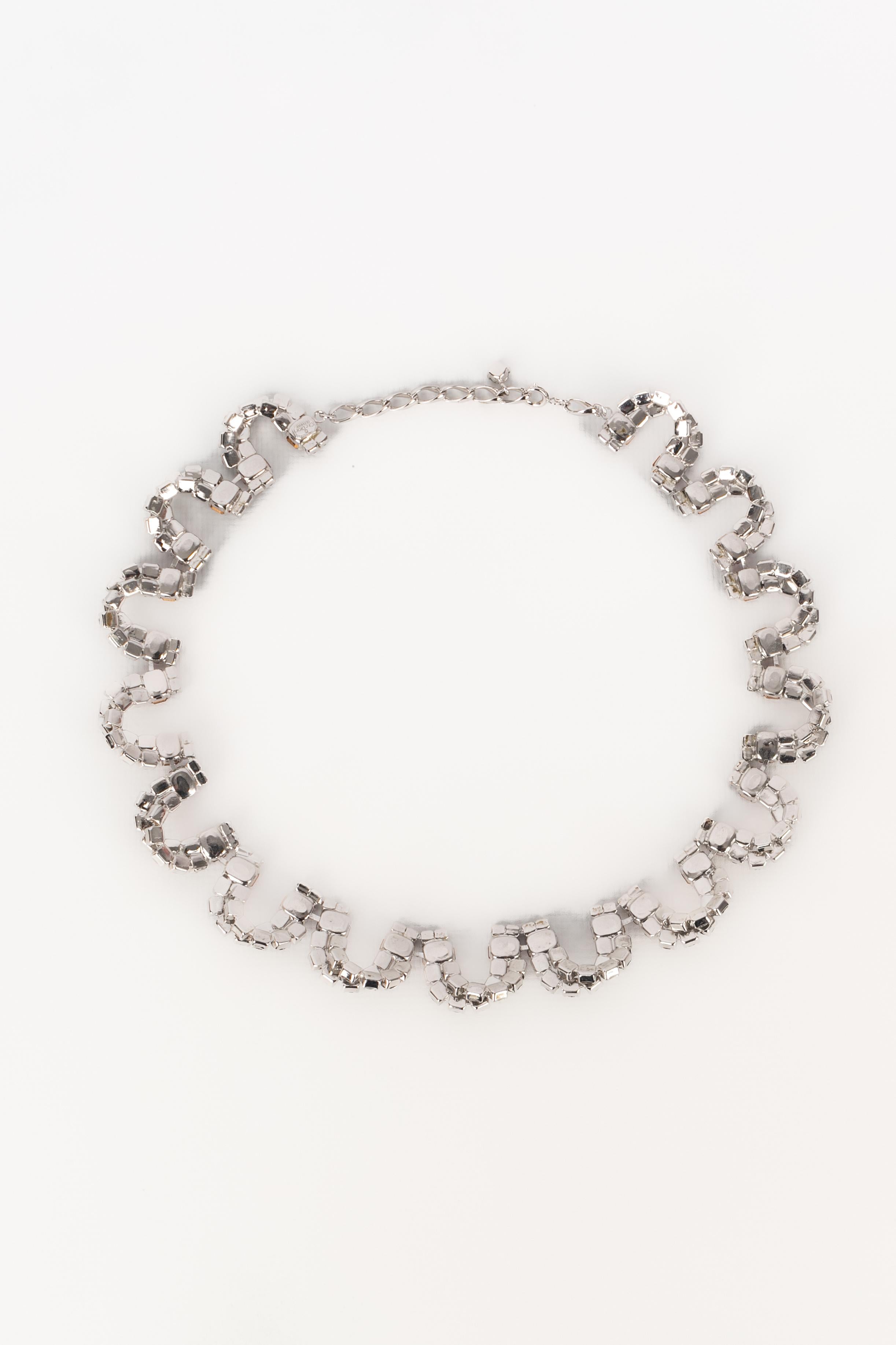 Collana corta in metallo argentato di Christian Dior in vendita 1