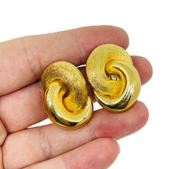 CHRISTIAN DIOR signed vintage gold plated massive designer clip on earrings