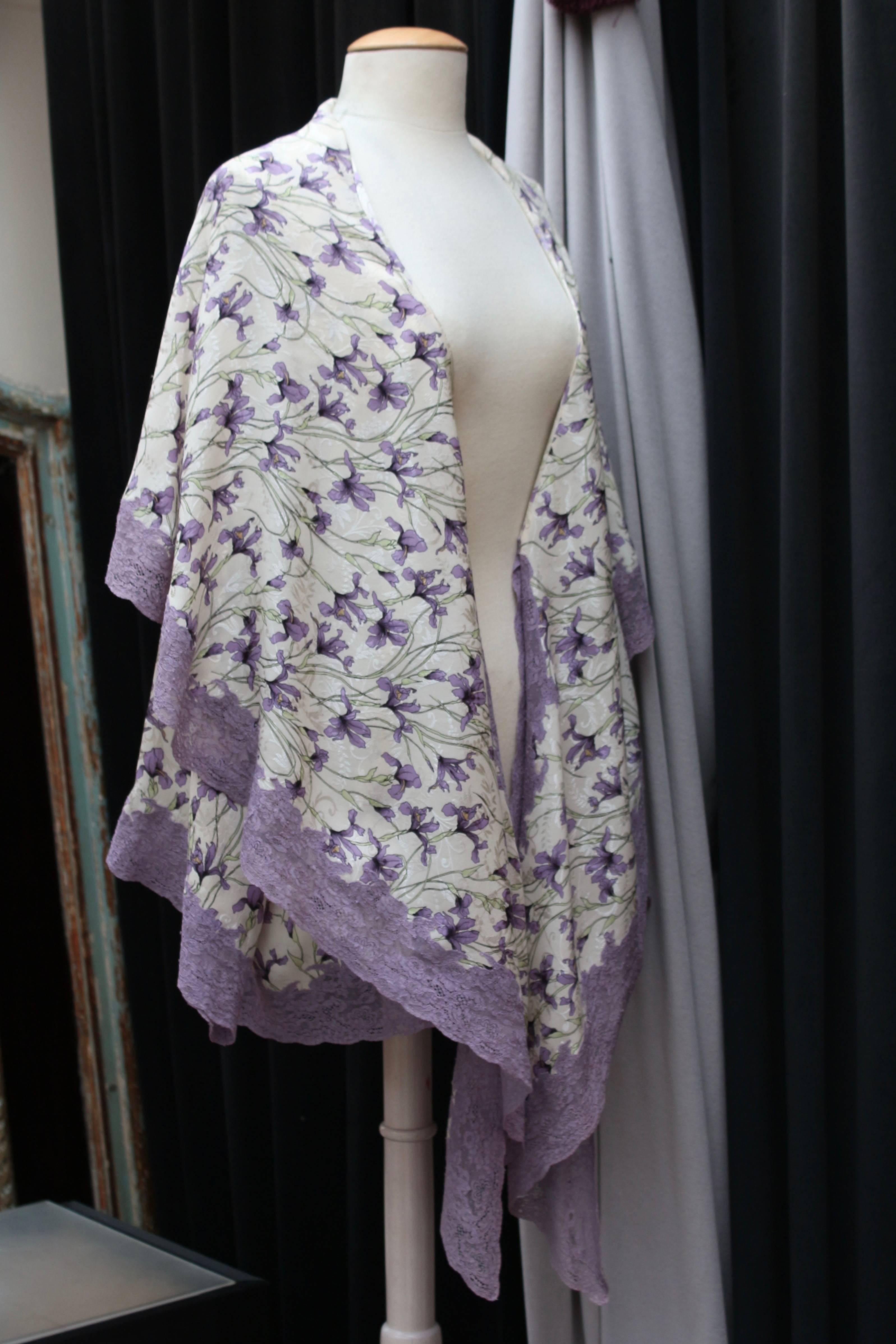 Gray Christian Dior silk “Kimono” style with floral pattern negligee
