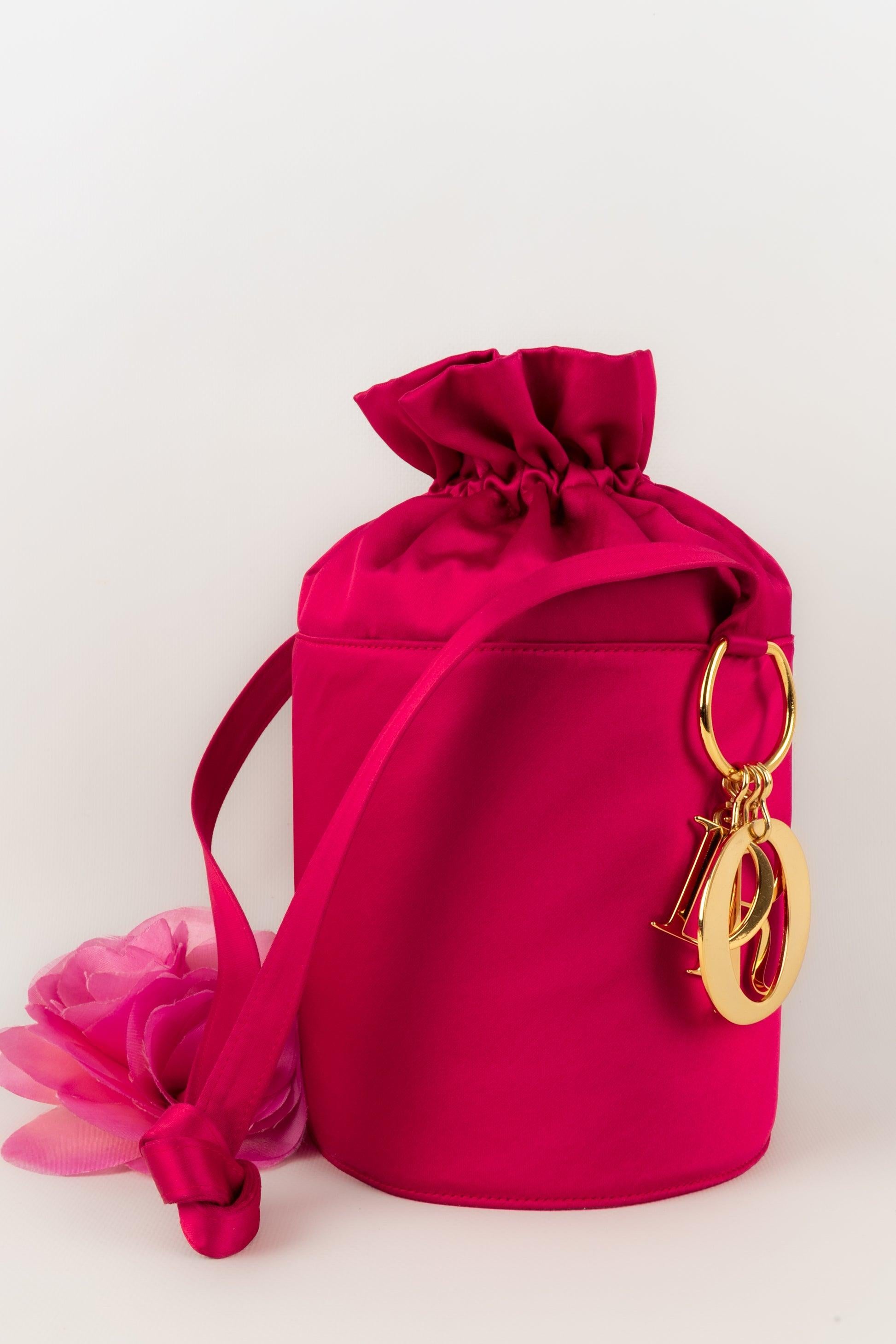 Christian Dior Silk Satin Bucket Bag with Golden Metal Trinkets In Excellent Condition For Sale In SAINT-OUEN-SUR-SEINE, FR