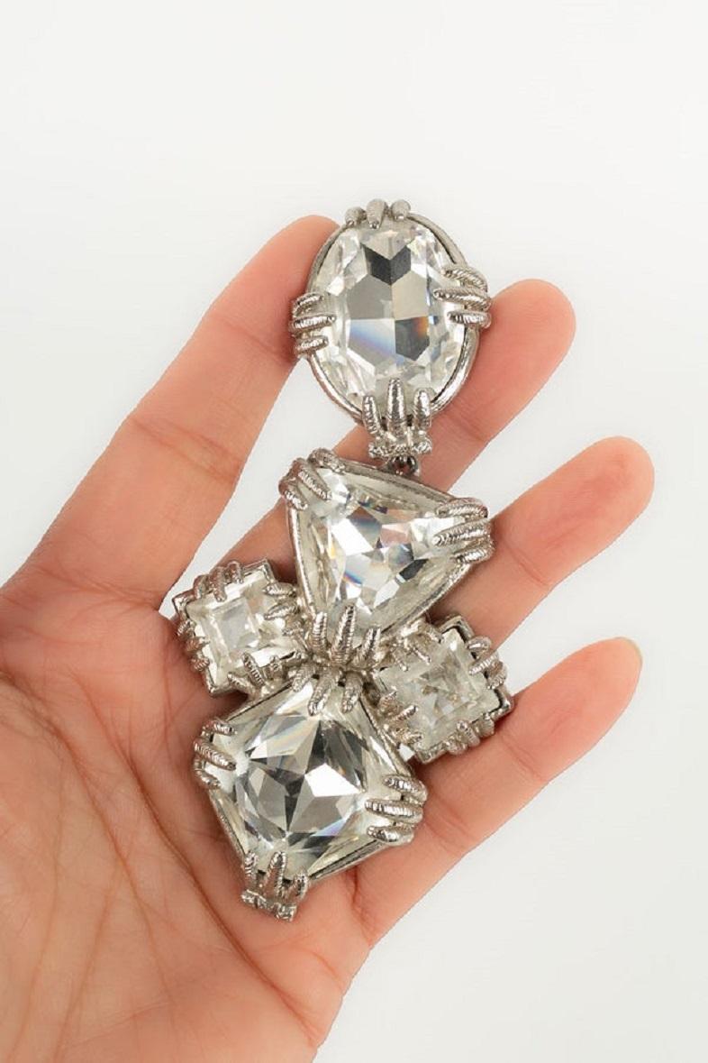 Women's or Men's Christian Dior Silver Plated Metal Brooch with Imposing Rhinestones For Sale