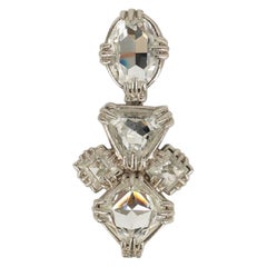 Christian Dior Versilberte Metallbrosche mit schillernden Strasssteinen