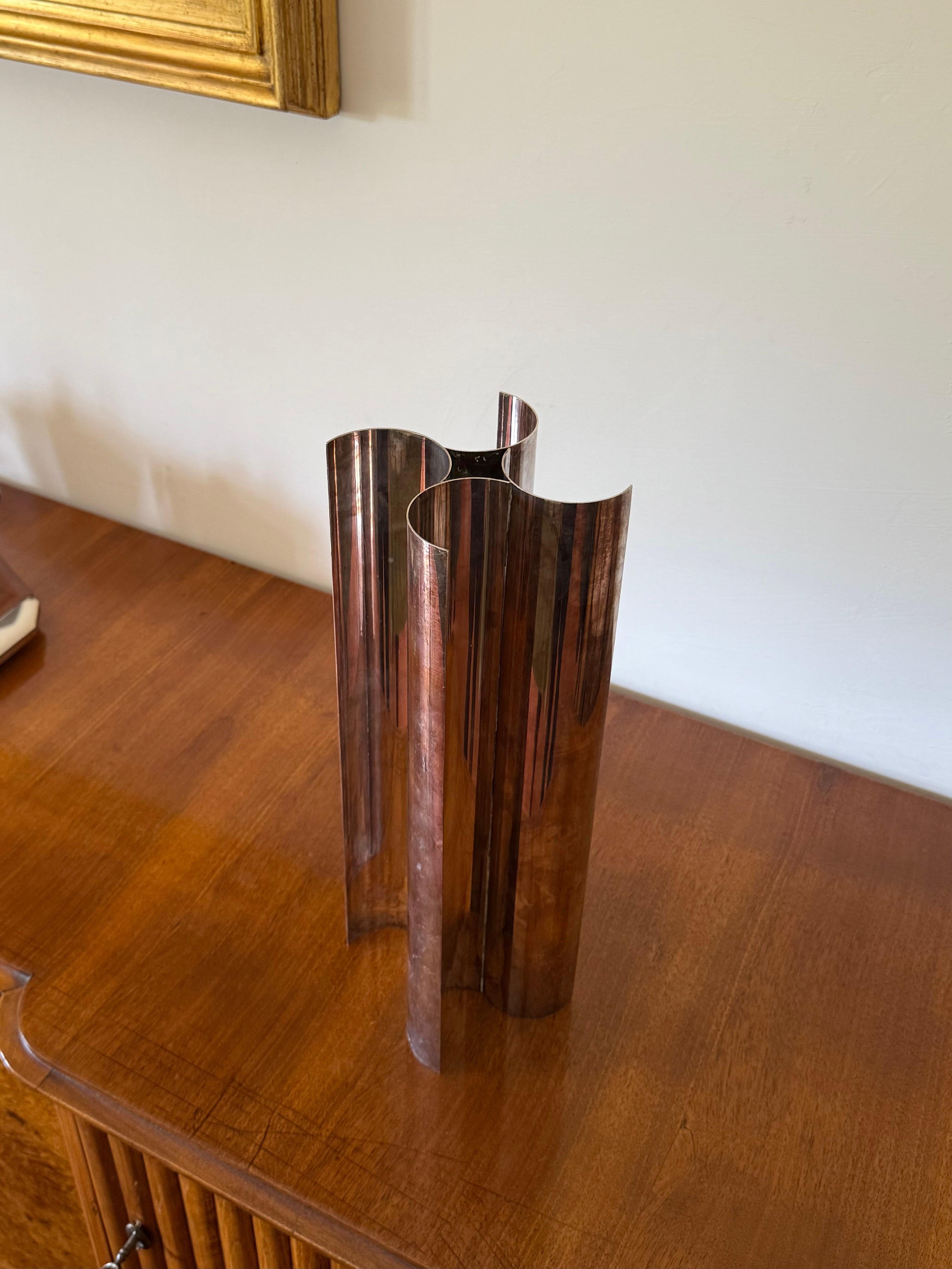 French Christian Dior, Silver-plated solifleur sculptural vase, Dior France 1980s in vendita