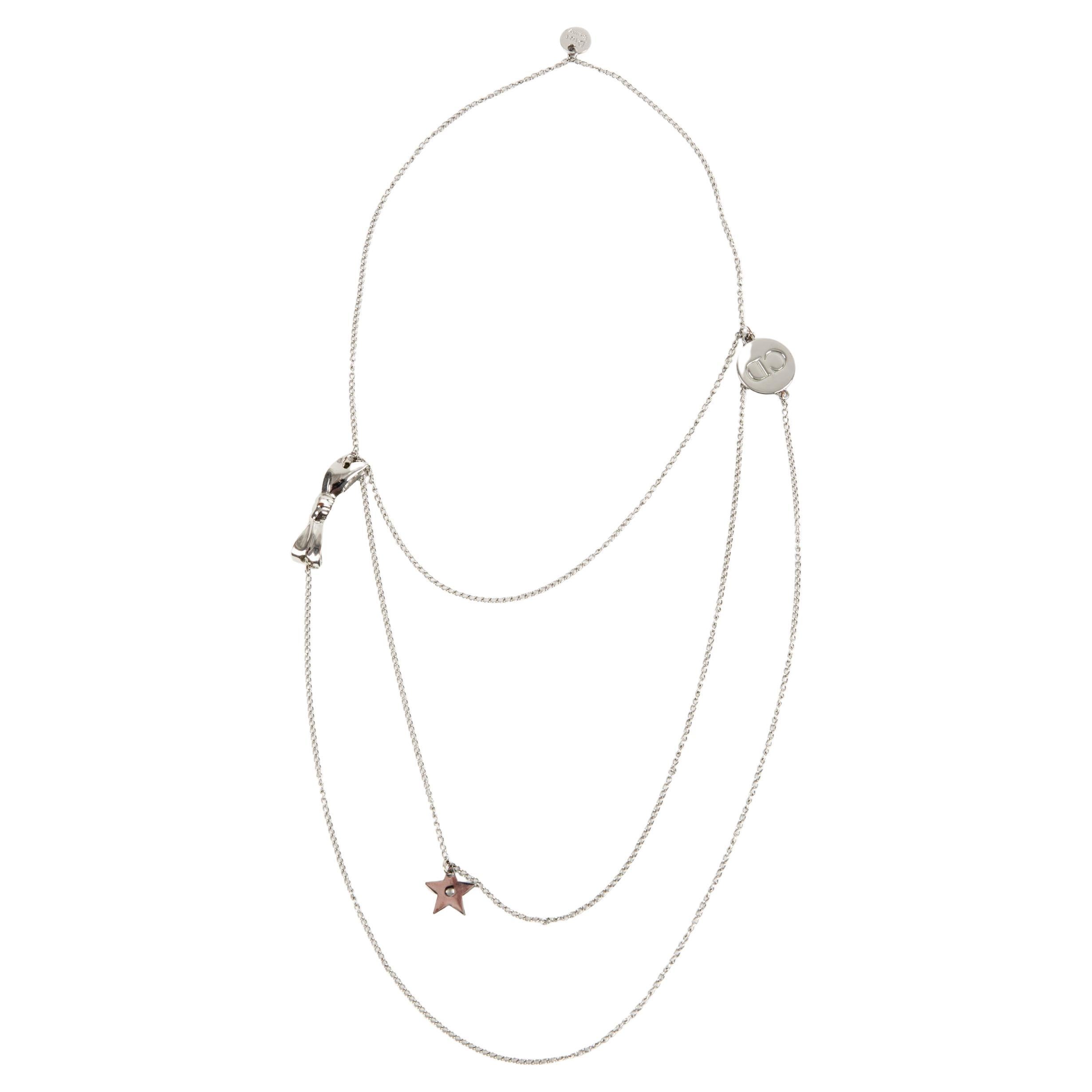 Christian Dior Collana con più catene in tonalità argento in vendita