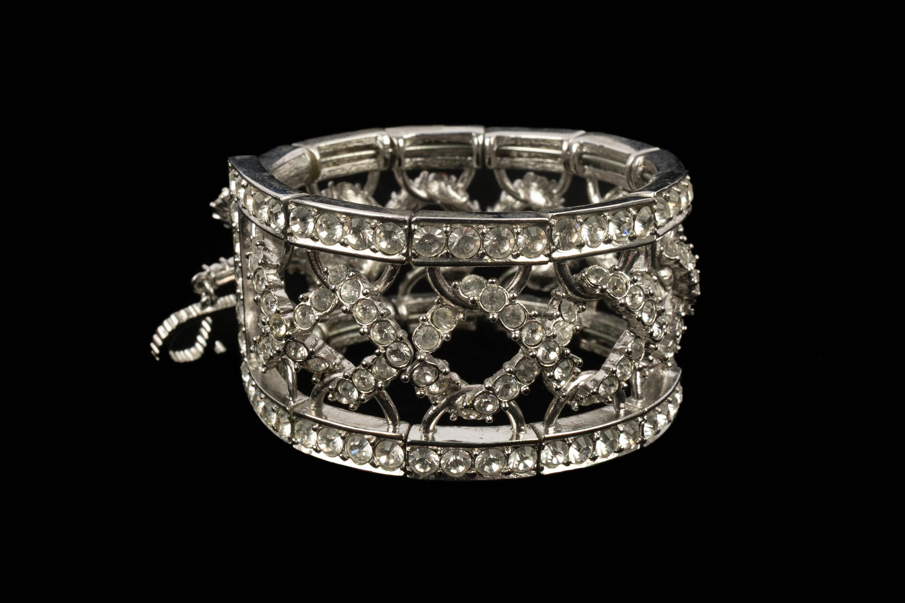 Bracciale in metallo argentato Christian Dior in vendita 3
