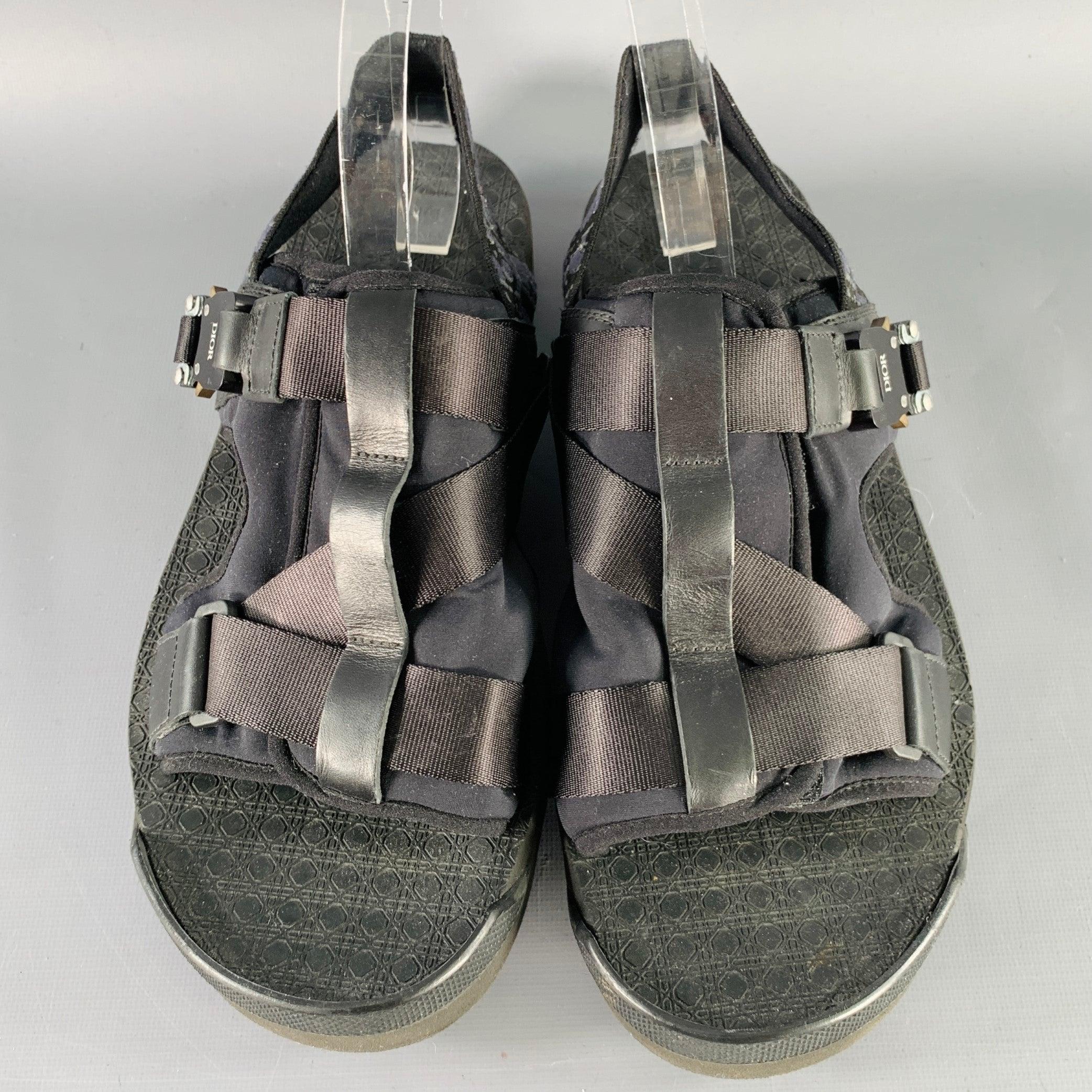 CHRISTIAN DIOR Größe 11 Schwarze Sandalen mit Monogramm und Nylonriemen Herren im Angebot