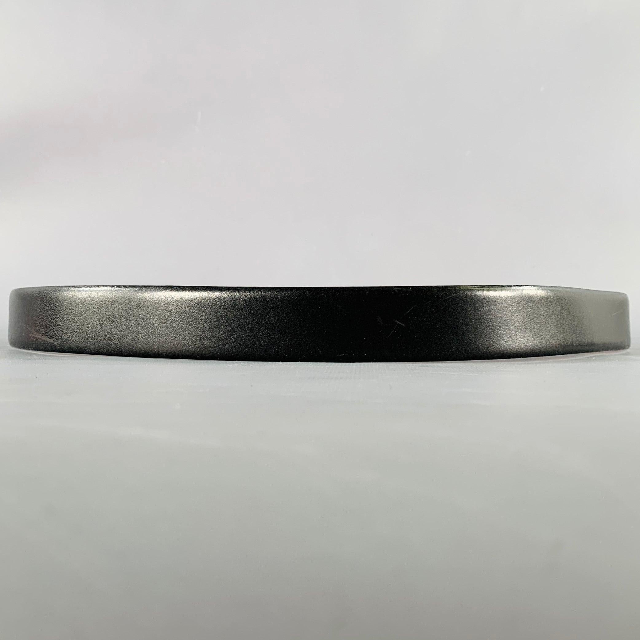 CHRISTIAN DIOR Size 42 Black Gold Leather Belt In Good Condition In San Francisco, CA