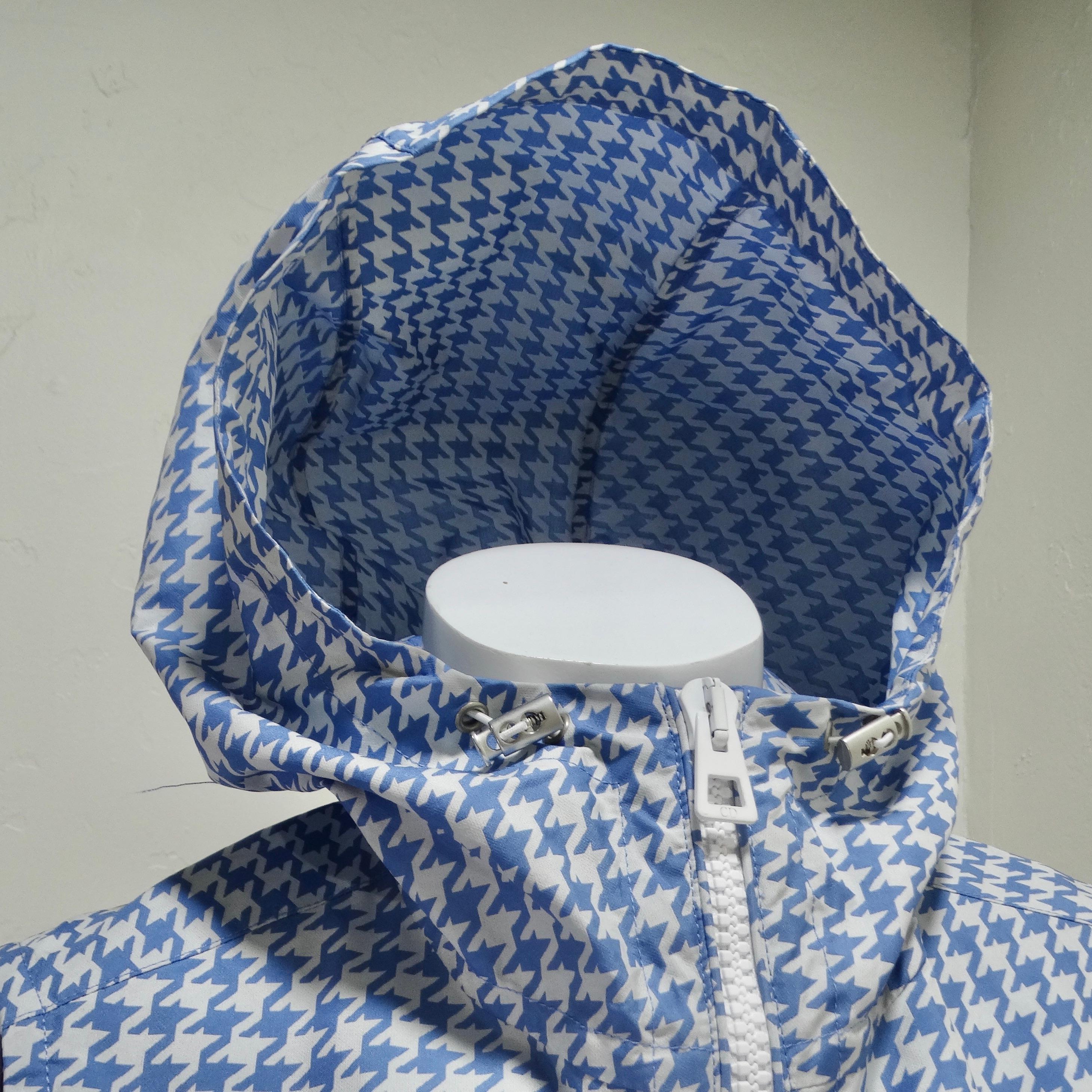 Christian Dior Sleeveless Hooded Vest White & Blue Houndstooth In Excellent Condition For Sale In Scottsdale, AZ