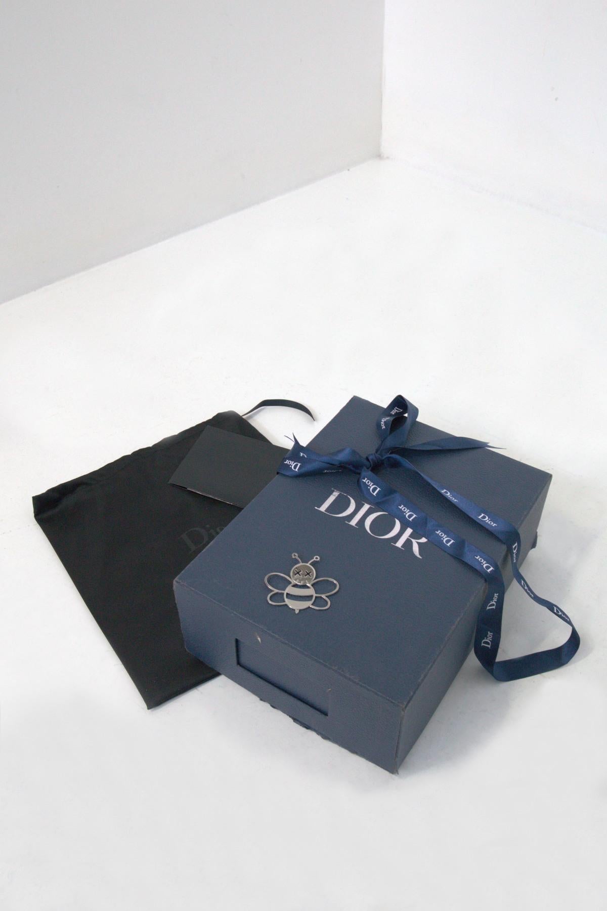 Gris Baskets hautes B23 blanches Christian Dior en vente