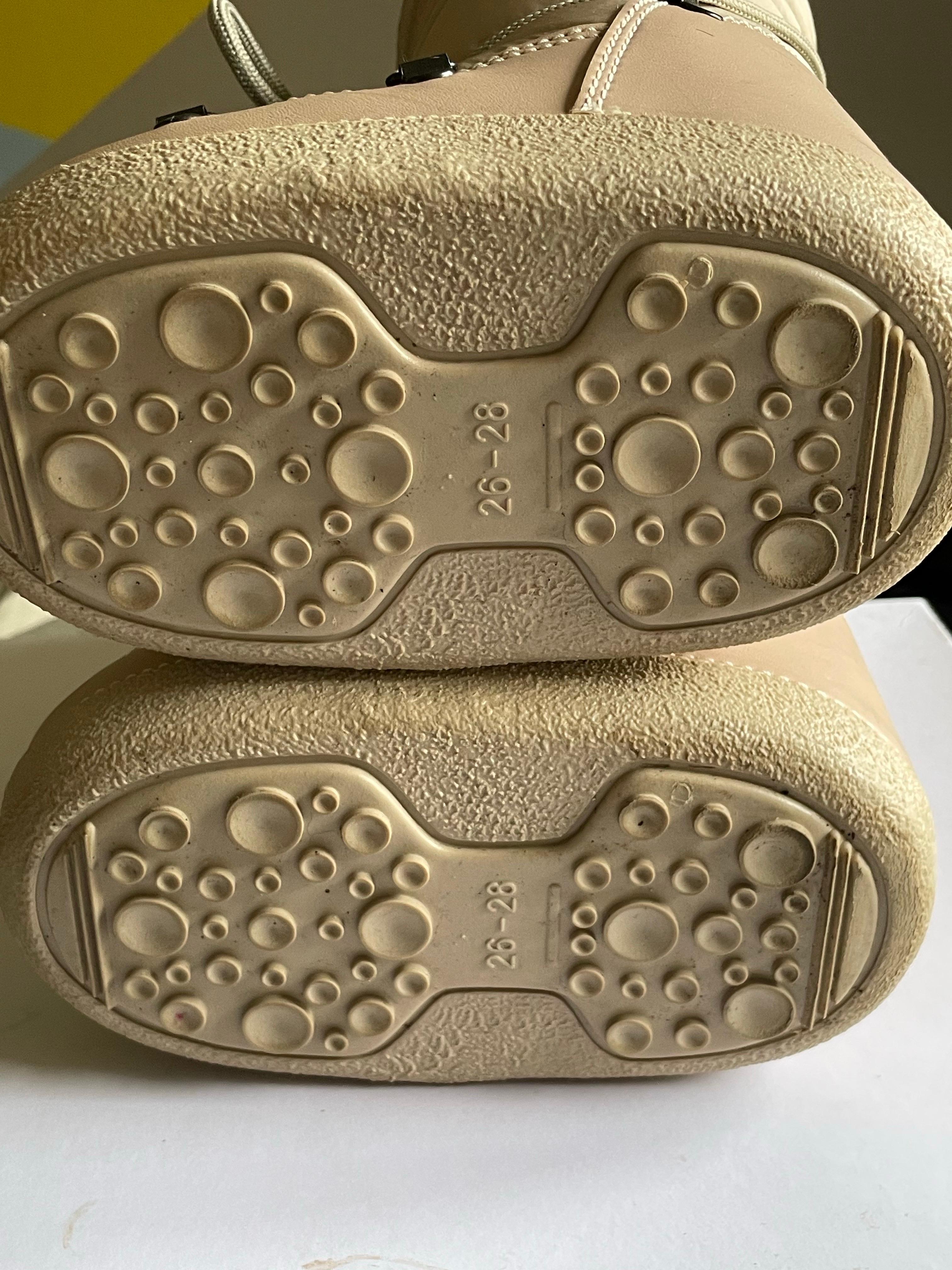 CHRISTIAN DIOR Schneestiefel für Kinder für Damen oder Herren im Angebot