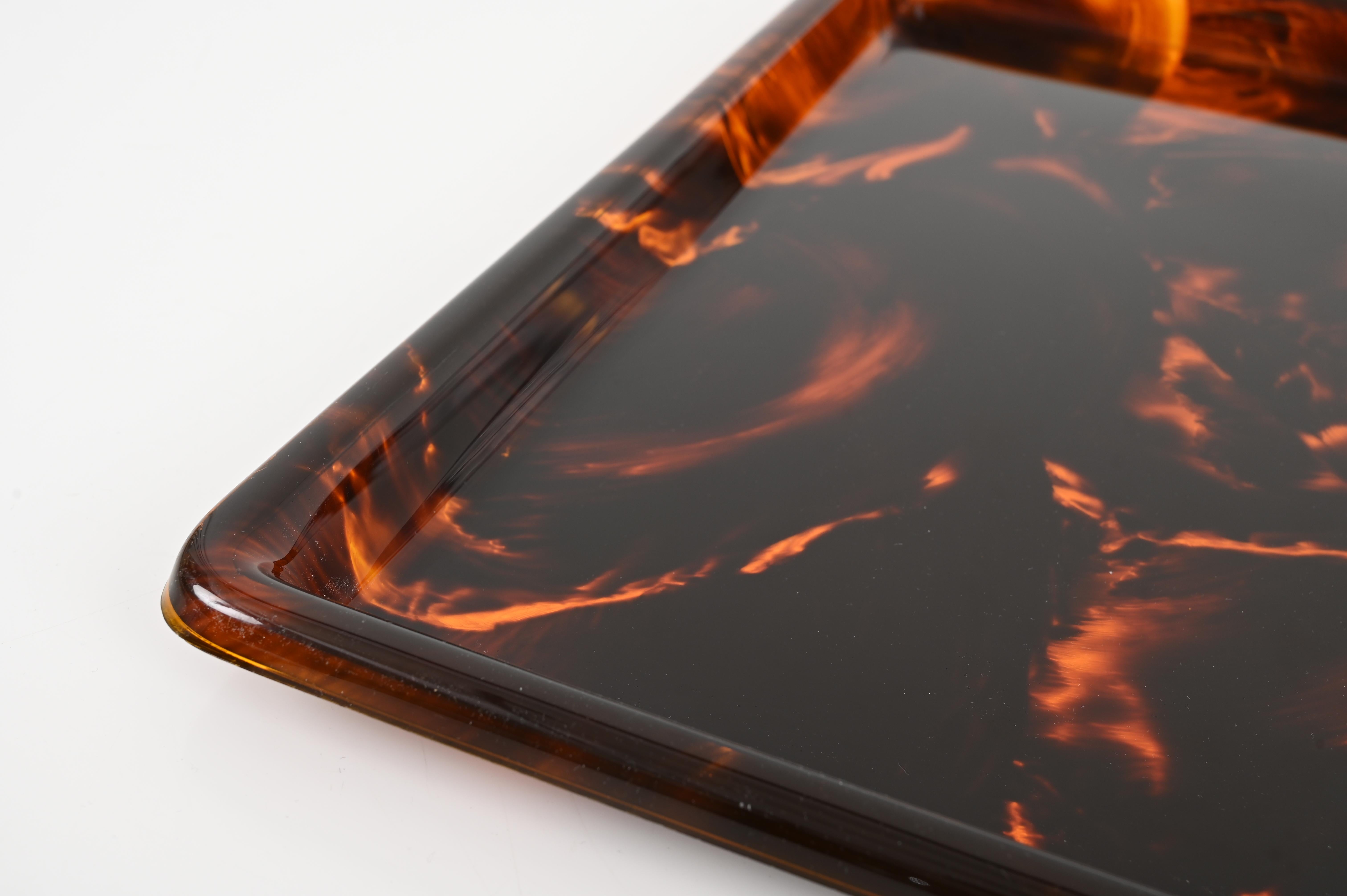 Christian Dior Square Tortoiseshell Effect Lucite Serving Tray, Italy 1970s In Good Condition For Sale In Roma, IT