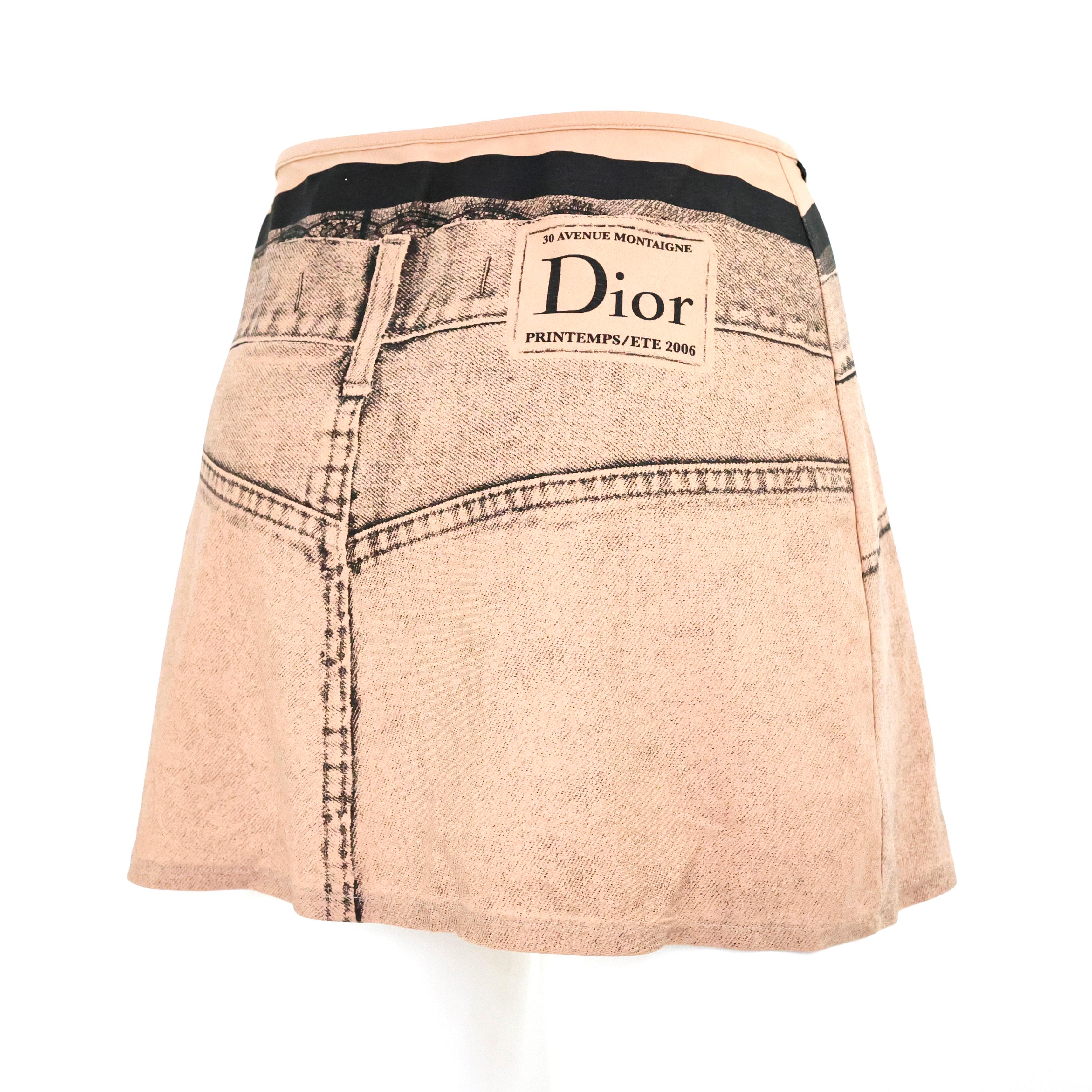 Christian Dior by John Galliano Trompe-l'oeil pareo skirt. Size 38 FR.

Condition:
Excellent.