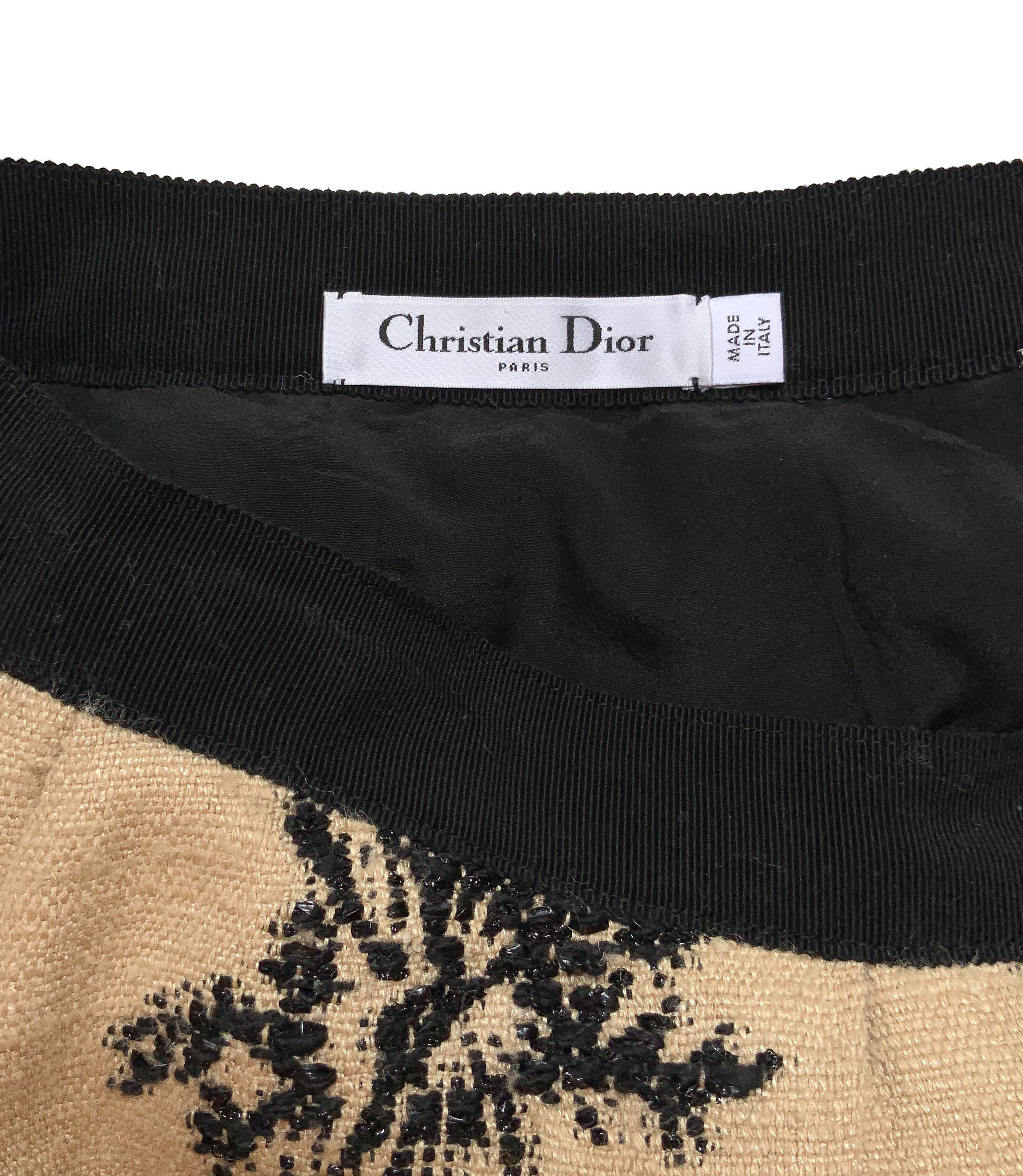 Christian Dior SS 2020 Flower Natural Dior Tussah Silk Skirt with Raphia In Excellent Condition In Geneva, CH