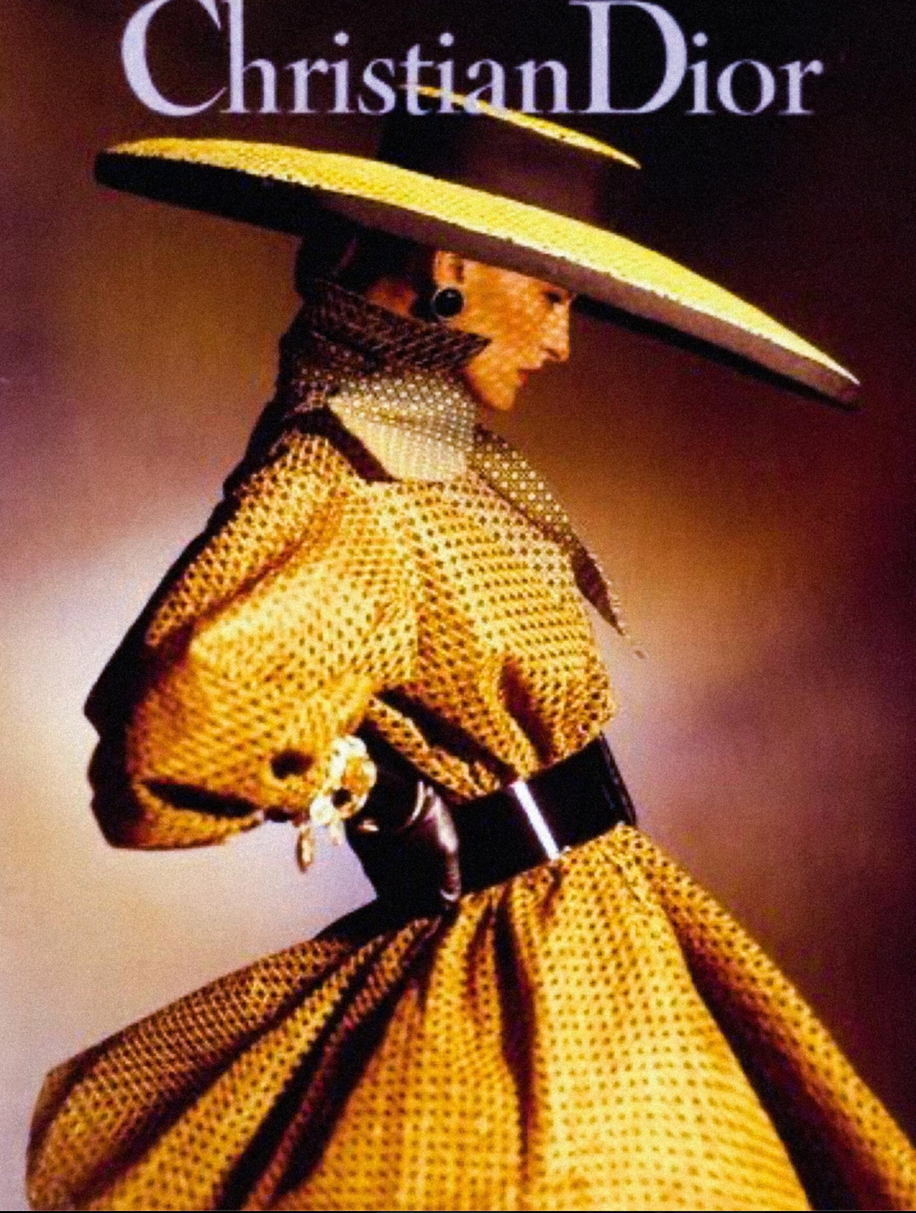 
Truly a Holy Grail.
Absolutely spectacular Gold Canework Coat.

Christian Dior Spring Summer 1991 Collection Gianfranco Ferre.
Documented Runway Collectors Piece.
This design is fabulous : Gold metallic mesh cotton fabric with black tulle lining,