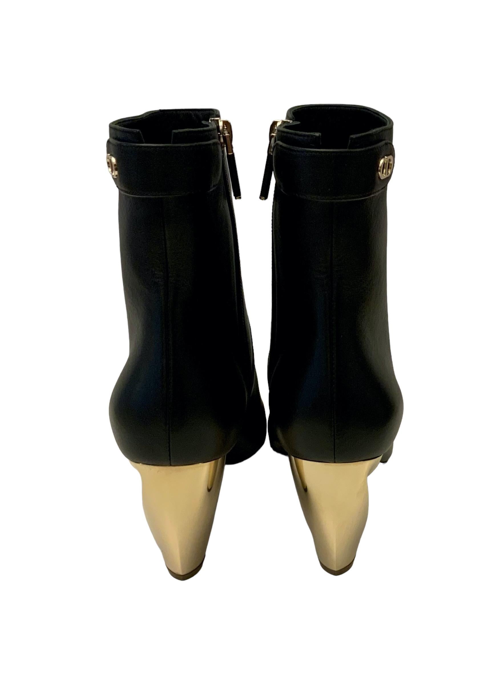 Christian Dior SS22 New Rhodes Heeled Black Ankle Boots In Excellent Condition In Geneva, CH