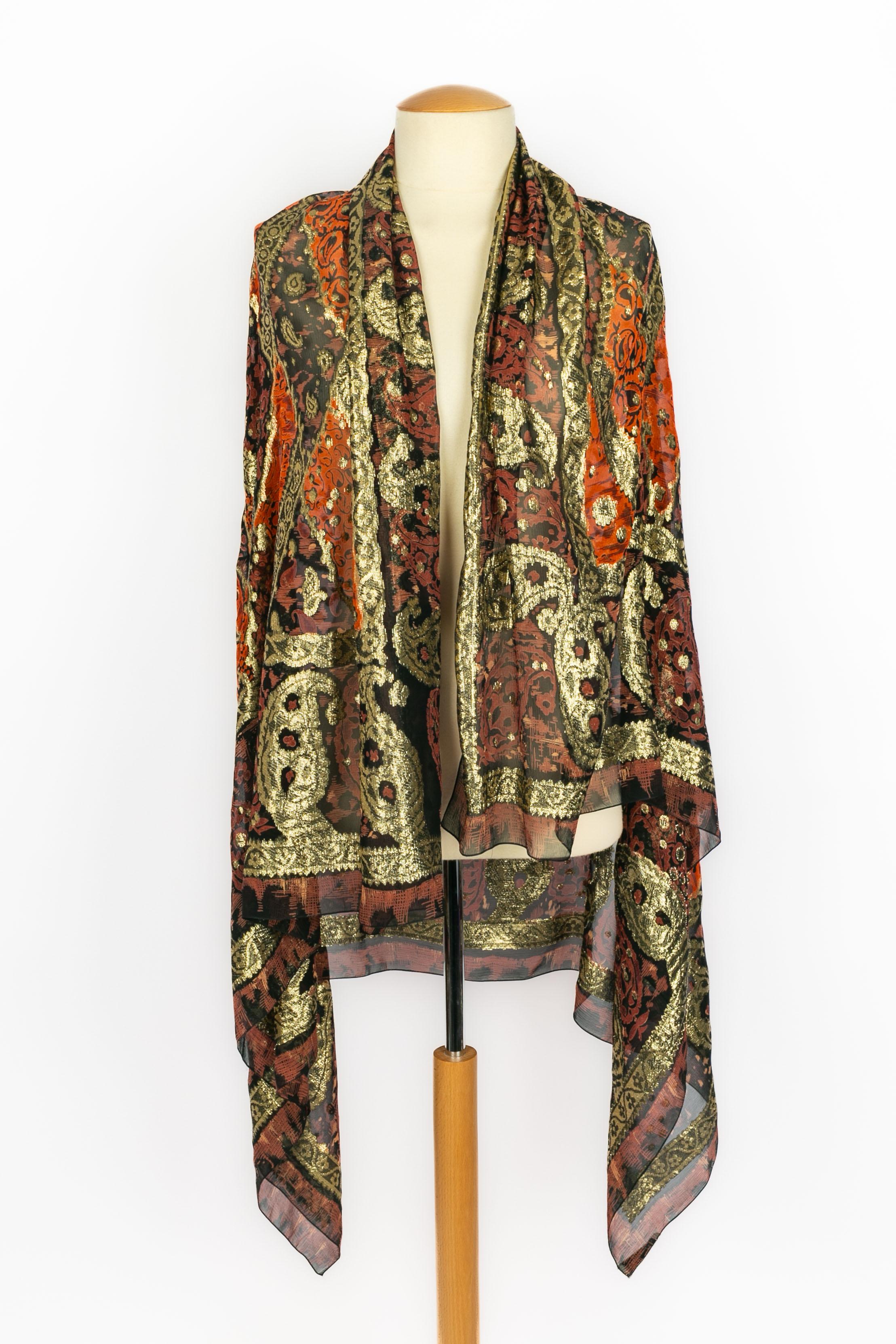 Christian Dior stole (Beige) im Angebot