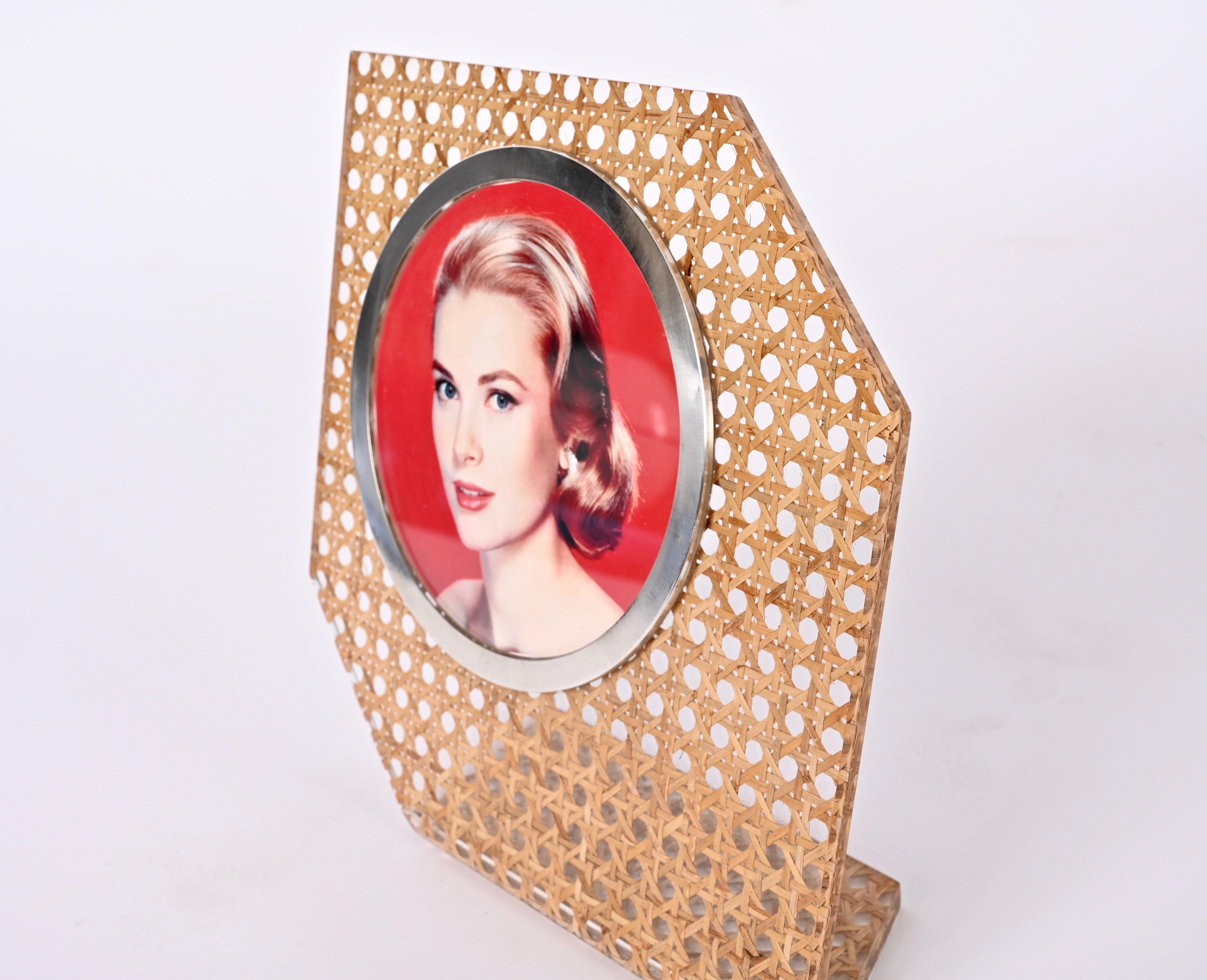 Christian Dior Style Lucite, Vienna Straw and Silver Italian Picture Frame 1970s In Good Condition For Sale In Roma, IT