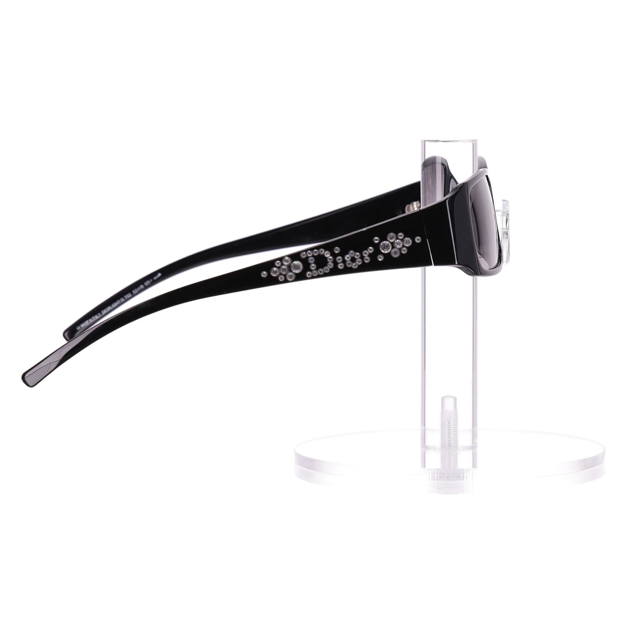 Lunettes de soleil Christian Dior avec logo en cristal sur les branches Bon état - En vente à London, GB