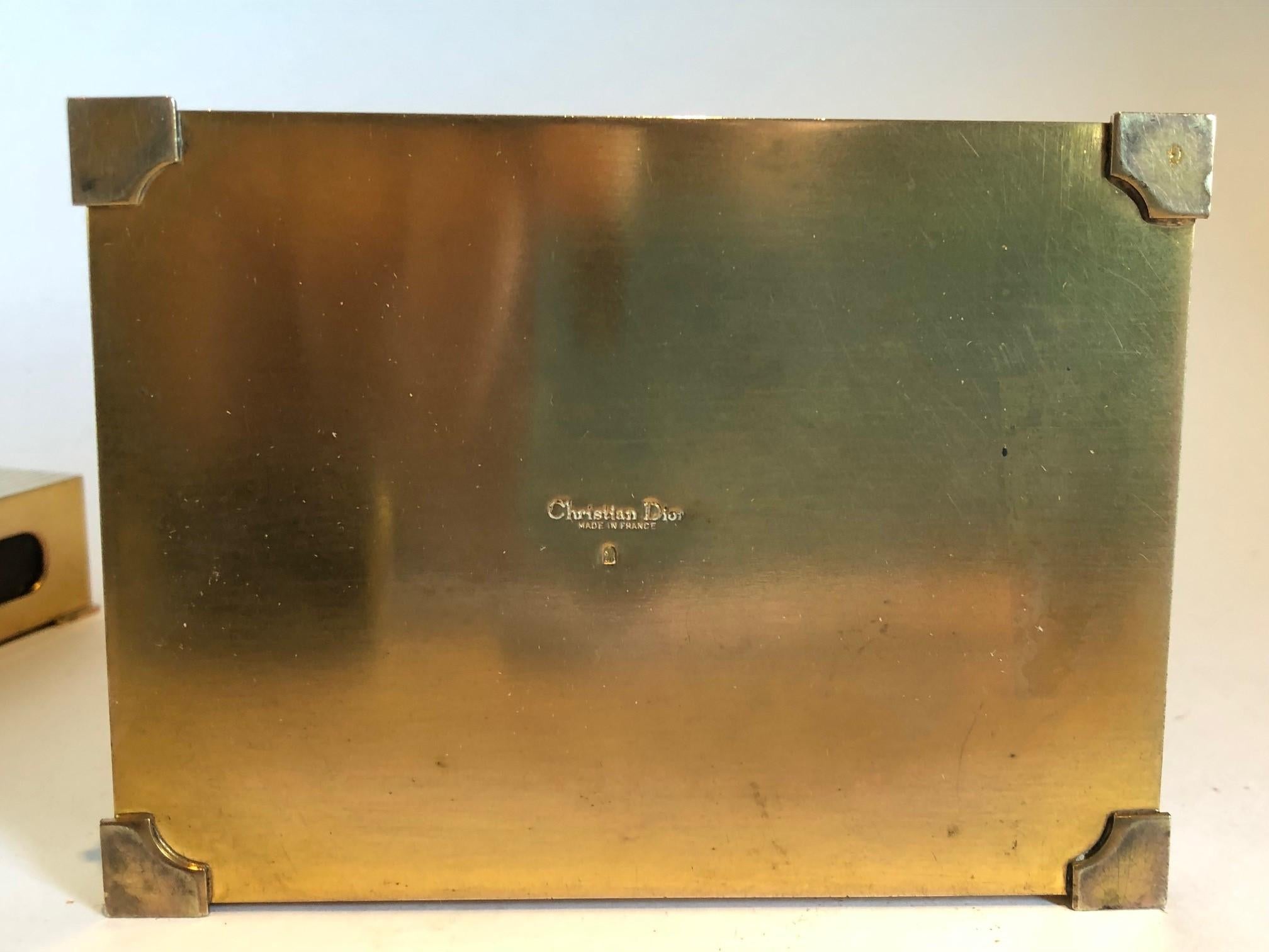Christian Dior Cajas Doradas Vesta de Mesa para Fósforos, Francia Años 50 Latón en venta