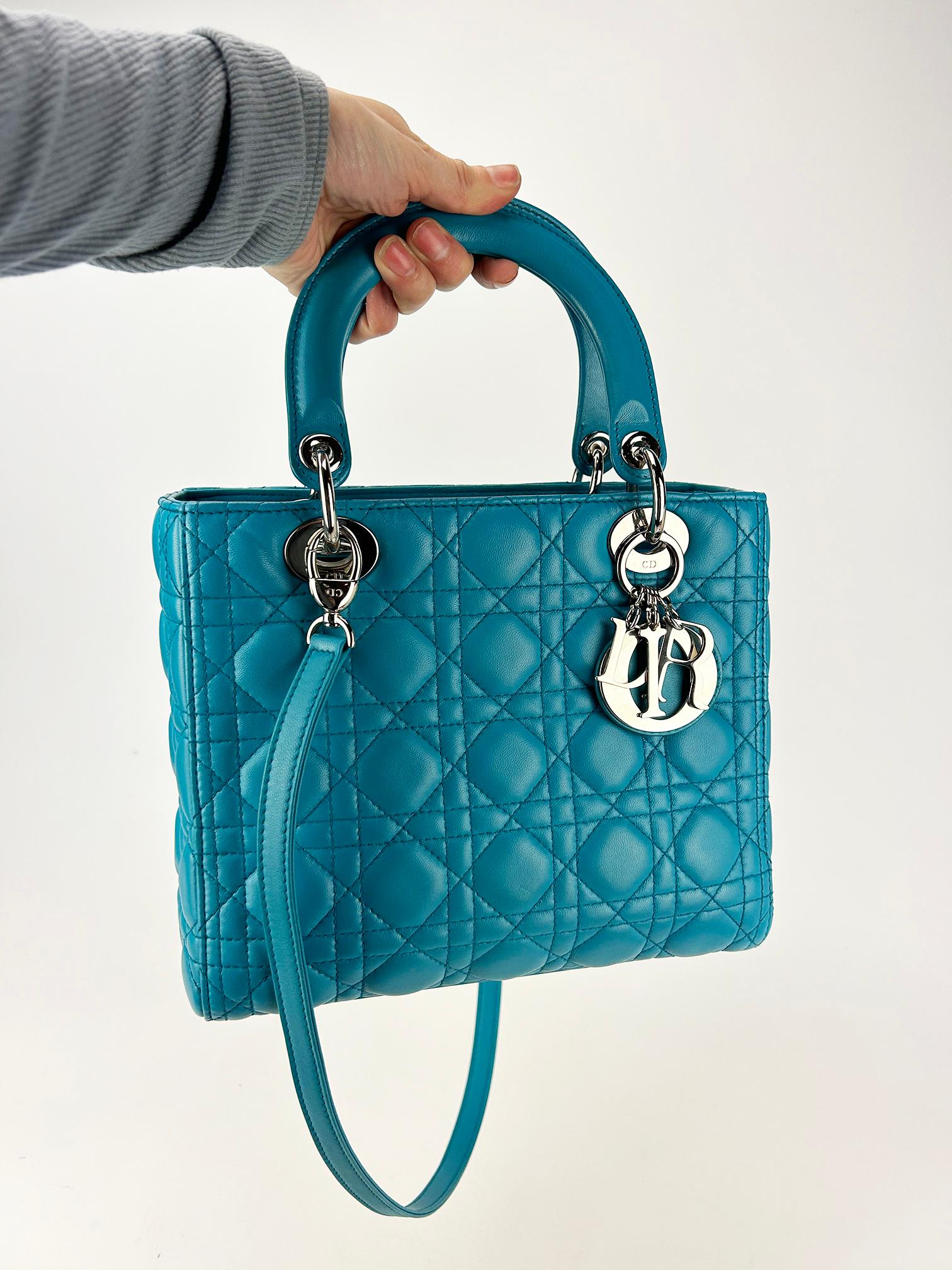 Christian Dior Teal Cannage Medium Lady Dior Cannage Tasche aus Leder in Blau im Angebot 12