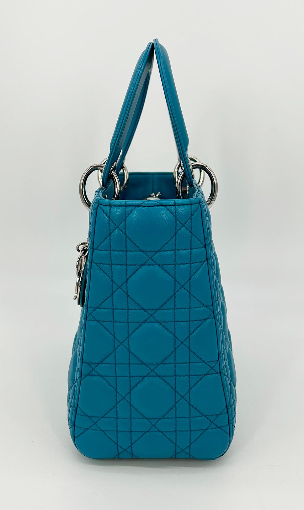 Christian Dior Teal Cannage Medium Lady Dior Cannage Tasche aus Leder in Blau im Angebot 1
