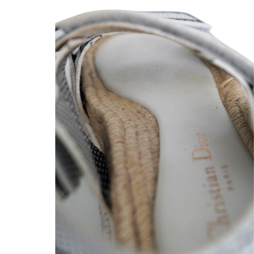 Christian Dior Sandalias de punto técnico de yute Dioract blancas 38 en venta 9