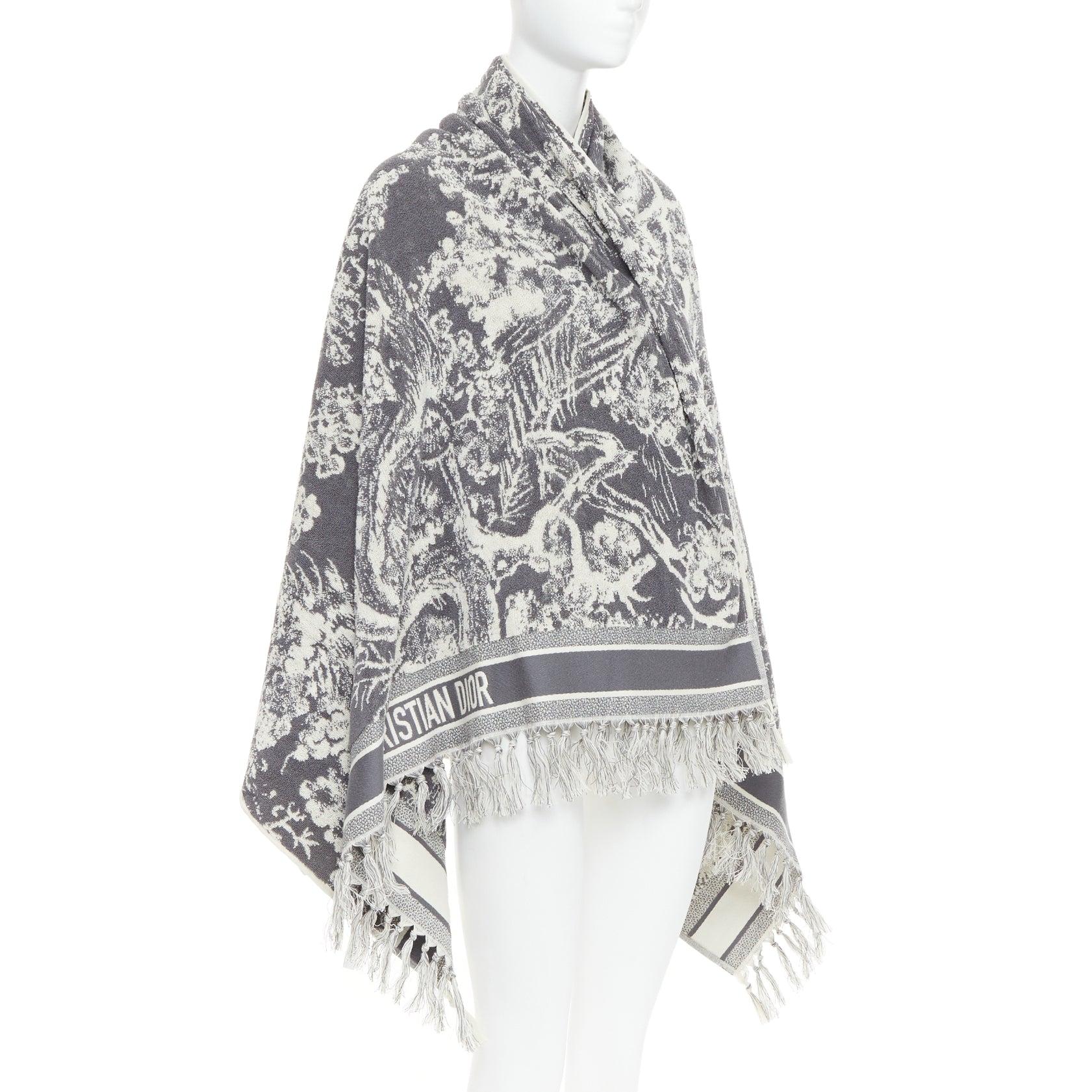 CHRISTIAN DIOR Toile de Jouy gris marfil reverso algodón gran toalla de playa Gris en venta