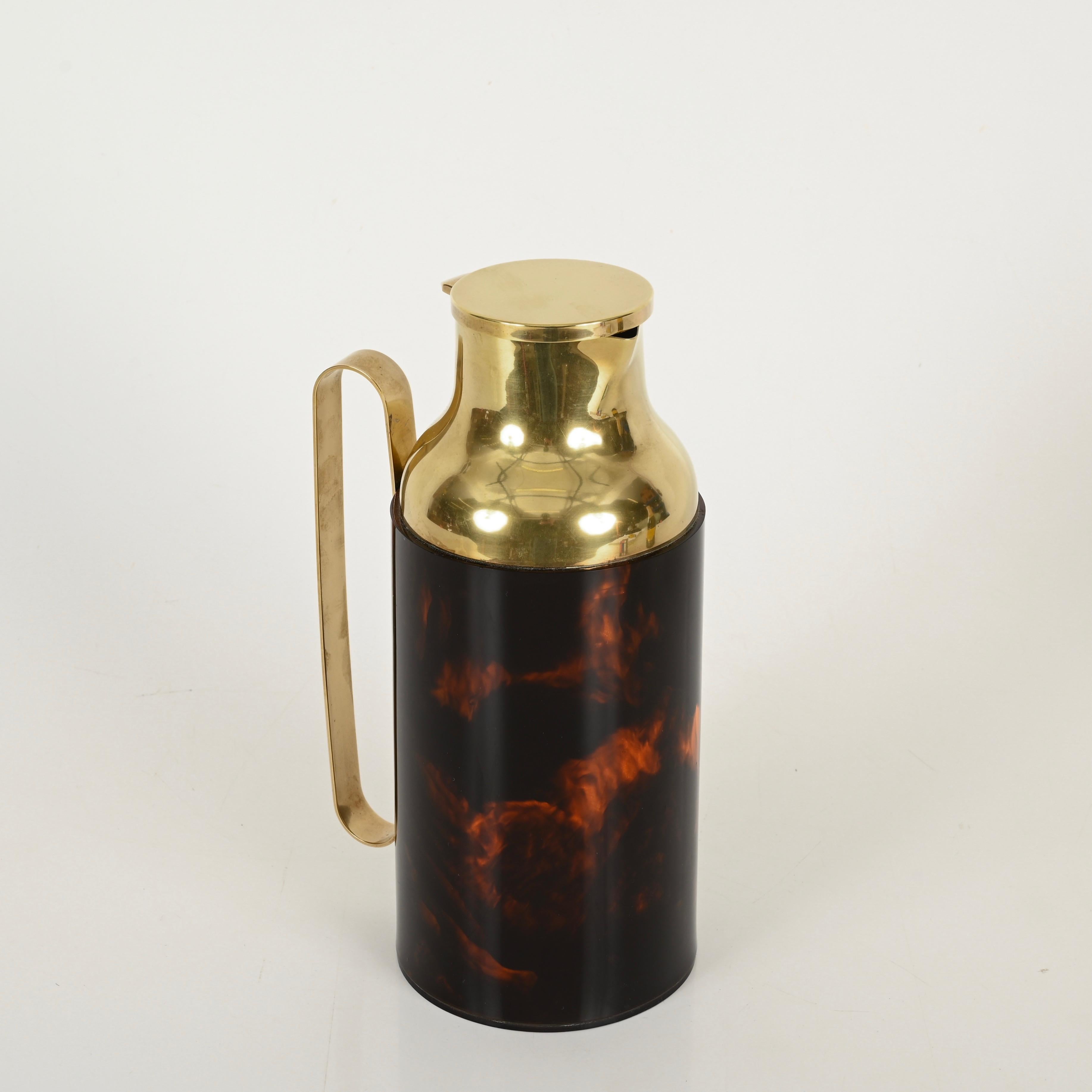Christian Dior  Caraffa termos in lucite e ottone effetto tartaruga, Italia 1970 in vendita 6