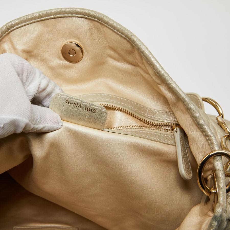 CHRISTIAN DIOR Tote Bag in Quilted Golden Fabric In Good Condition In Paris, FR