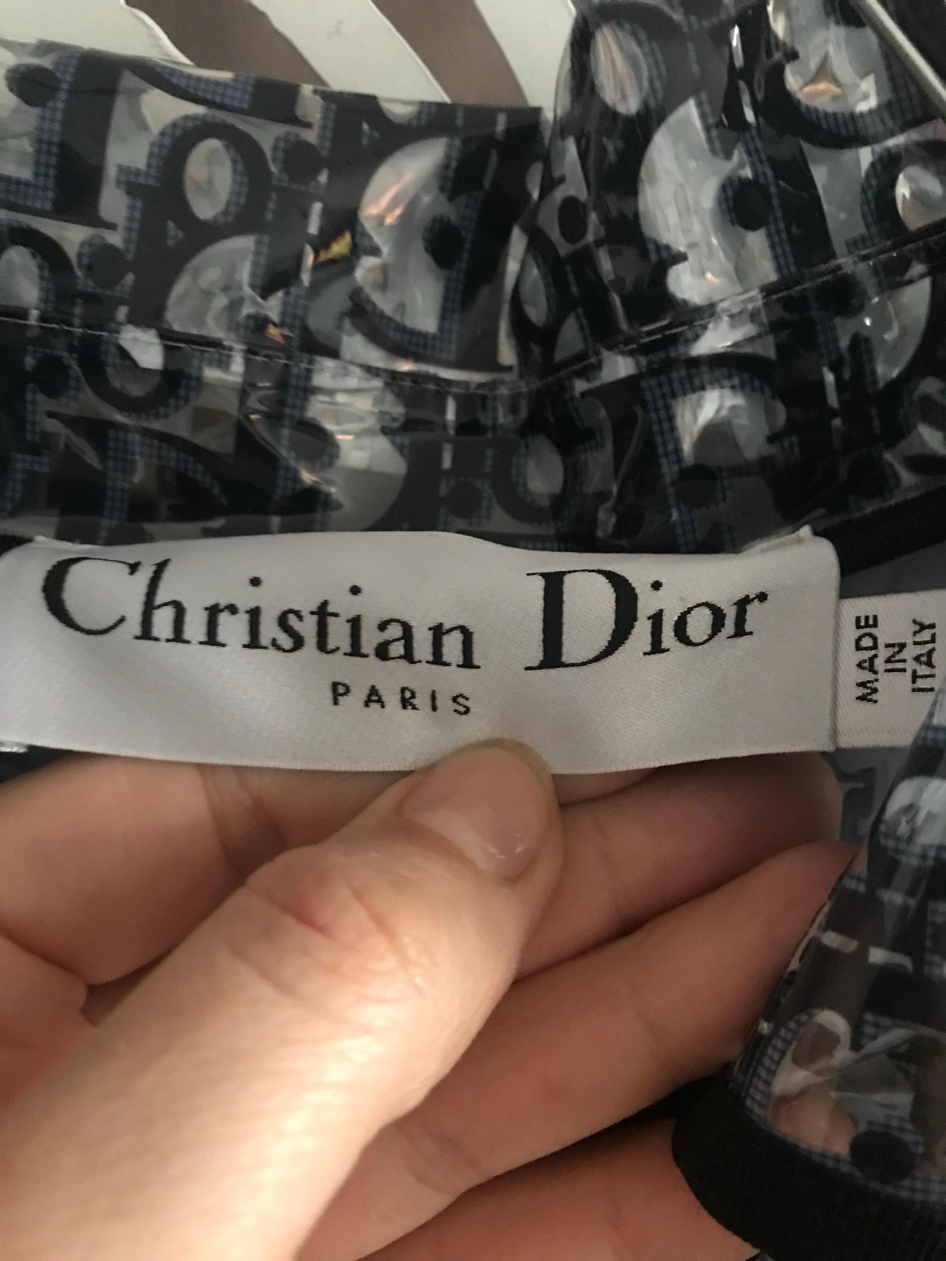 CHRISTIAN DIOR Trench parka plastique oblique logo monogramme Como nuevo en venta 12