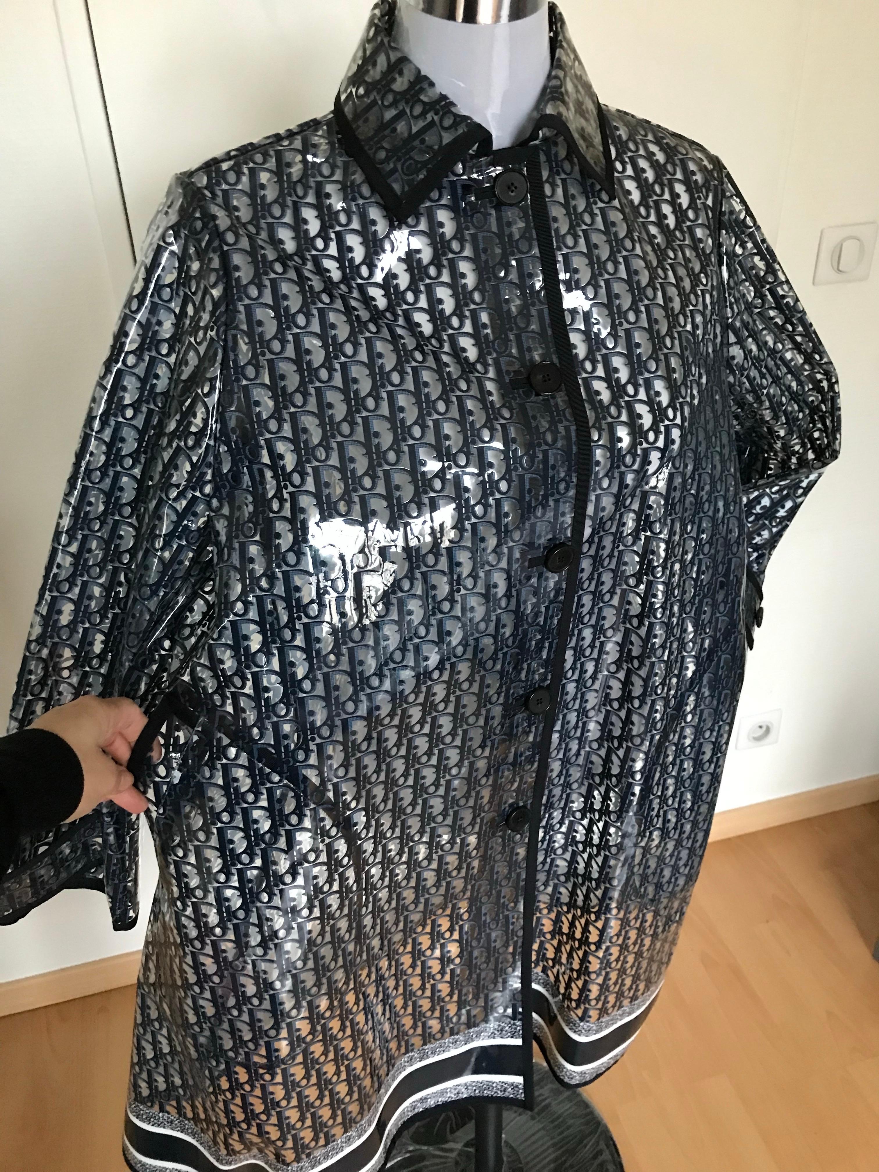 De las mujeres CHRISTIAN DIOR Trench parka plastique oblique logo monogramme Como nuevo en venta