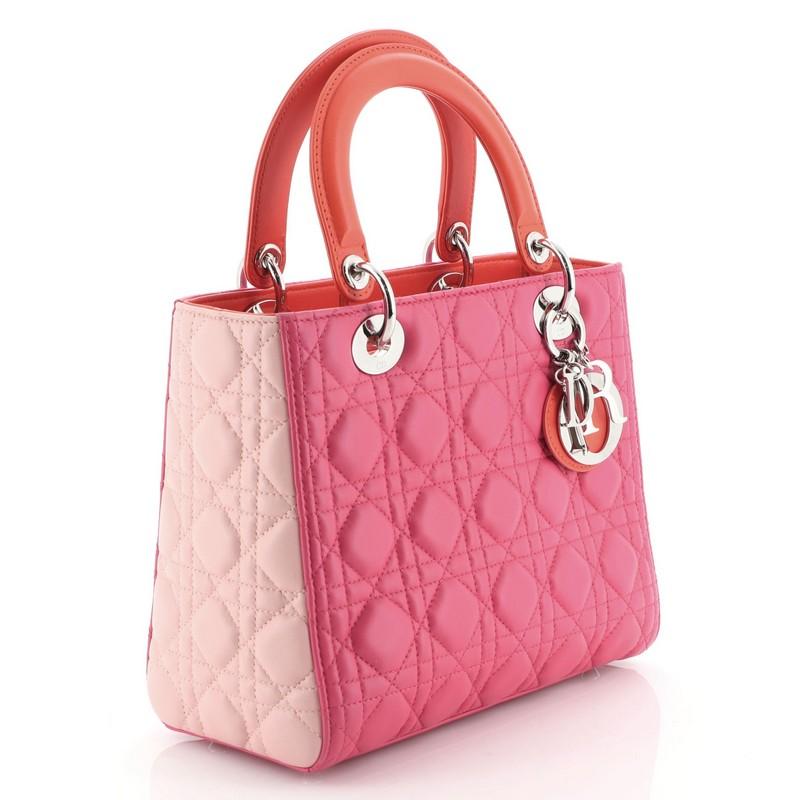 Condition: Excellent. Minimal wear on exterior and in interior, scratches on hardware.
Accessories: With Strap
Measurements: Handle Drop 4