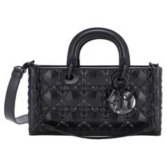 Christian Dior Sac Lady D-Joy Ultra Matte en cuir de veau cannage à motifs de diamants Moyen