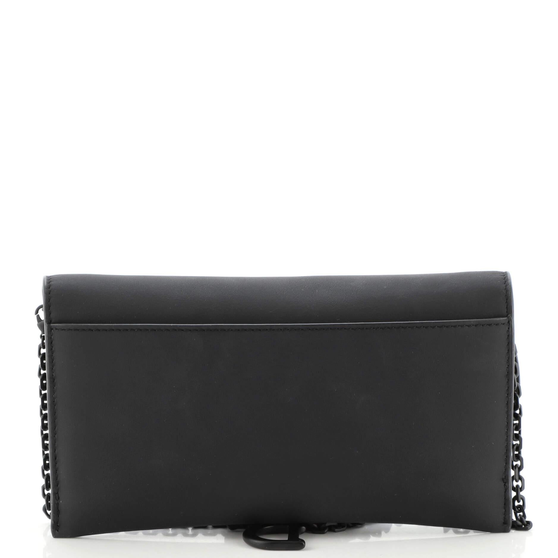 dior saddle wallet on chain