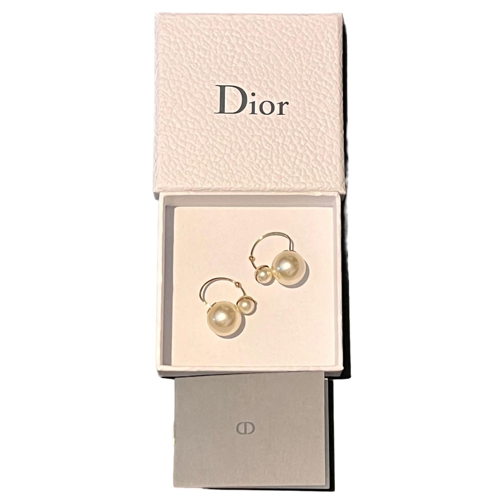 Christian Dior Ultradior Faux Pearl earrings