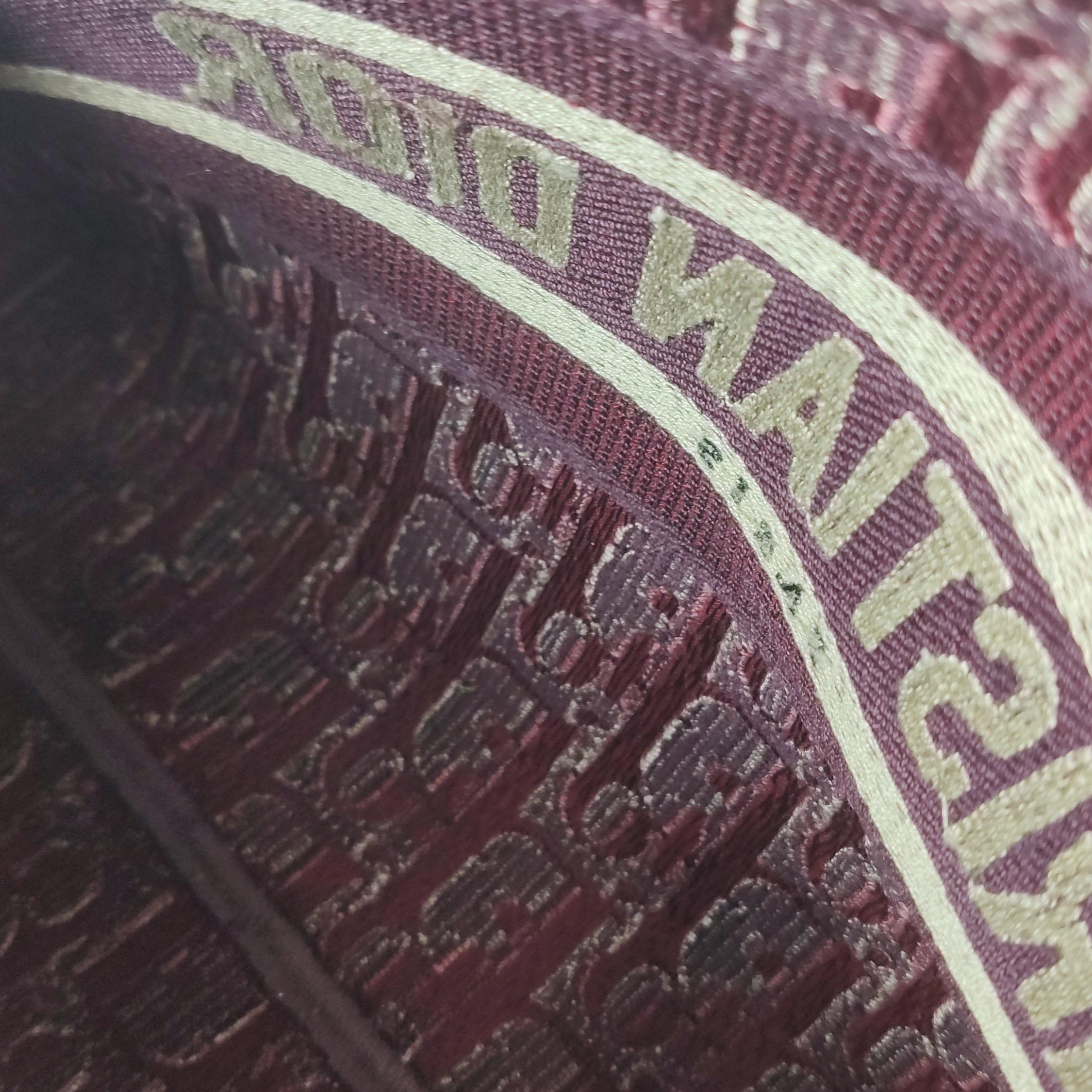 Christian Dior Velours Oblique Cosmetic Pouch Bourgogne en vente 2