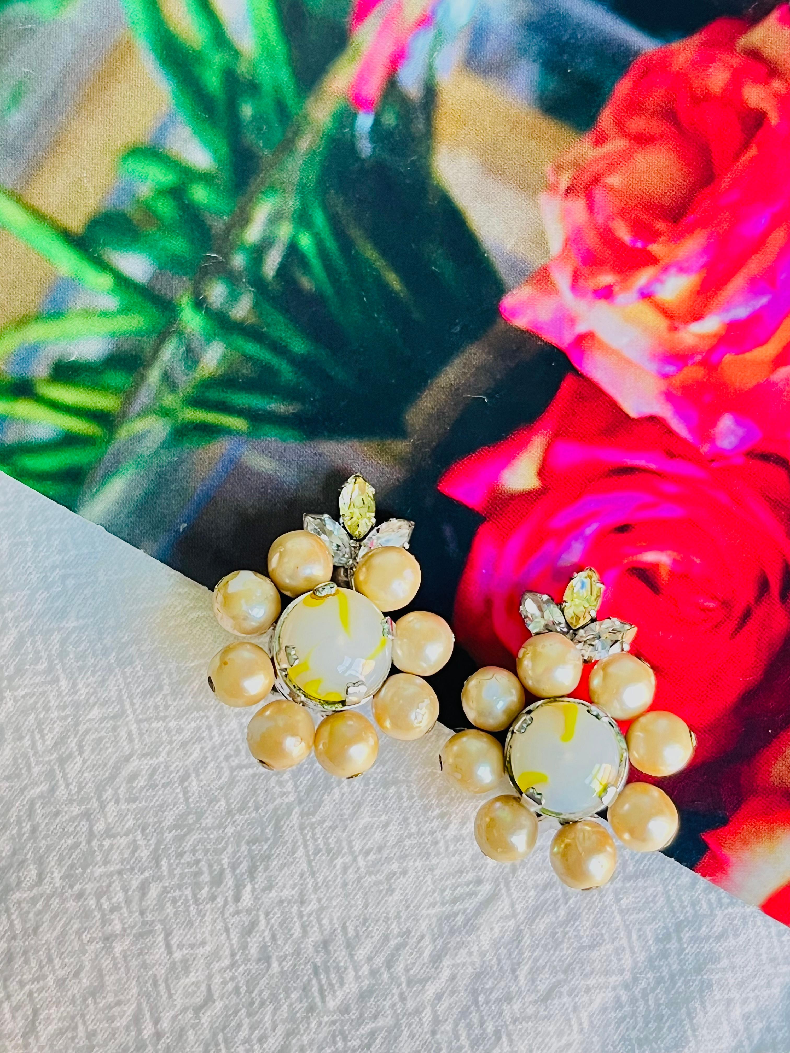 Christian Dior Vintage 1957 Light Green Yellow Pearls Crystals Flower Earrings In Good Condition In Wokingham, England