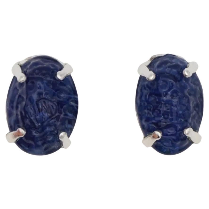 Christian Dior Vintage 1960 Textured Sapphire Navy Ripple Oval Clip Earrings, Silver Plated

Very good condition. Light scratches or colour loss. Unique design.

Signed at the back. 100% Genuine.

Size: 1.9*1.5 cm.

Weight: 6.0 g/each.

_ _ _

Great