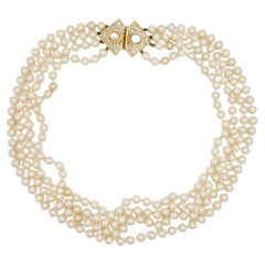 Christian Dior Vintage Años 60 Collar de 4 vueltas de perlas blancas y cristales en triángulo
