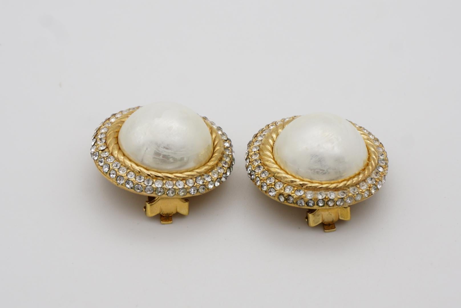 Christian Dior Vintage 1960s Extra Large Round Matte Pearl Crystal Clip Earrings For Sale 1
