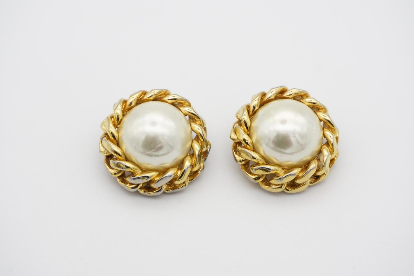 Christian Dior Vintage 1960s Extra Large Round Pearl Interlock Clip Earrings For Sale 1