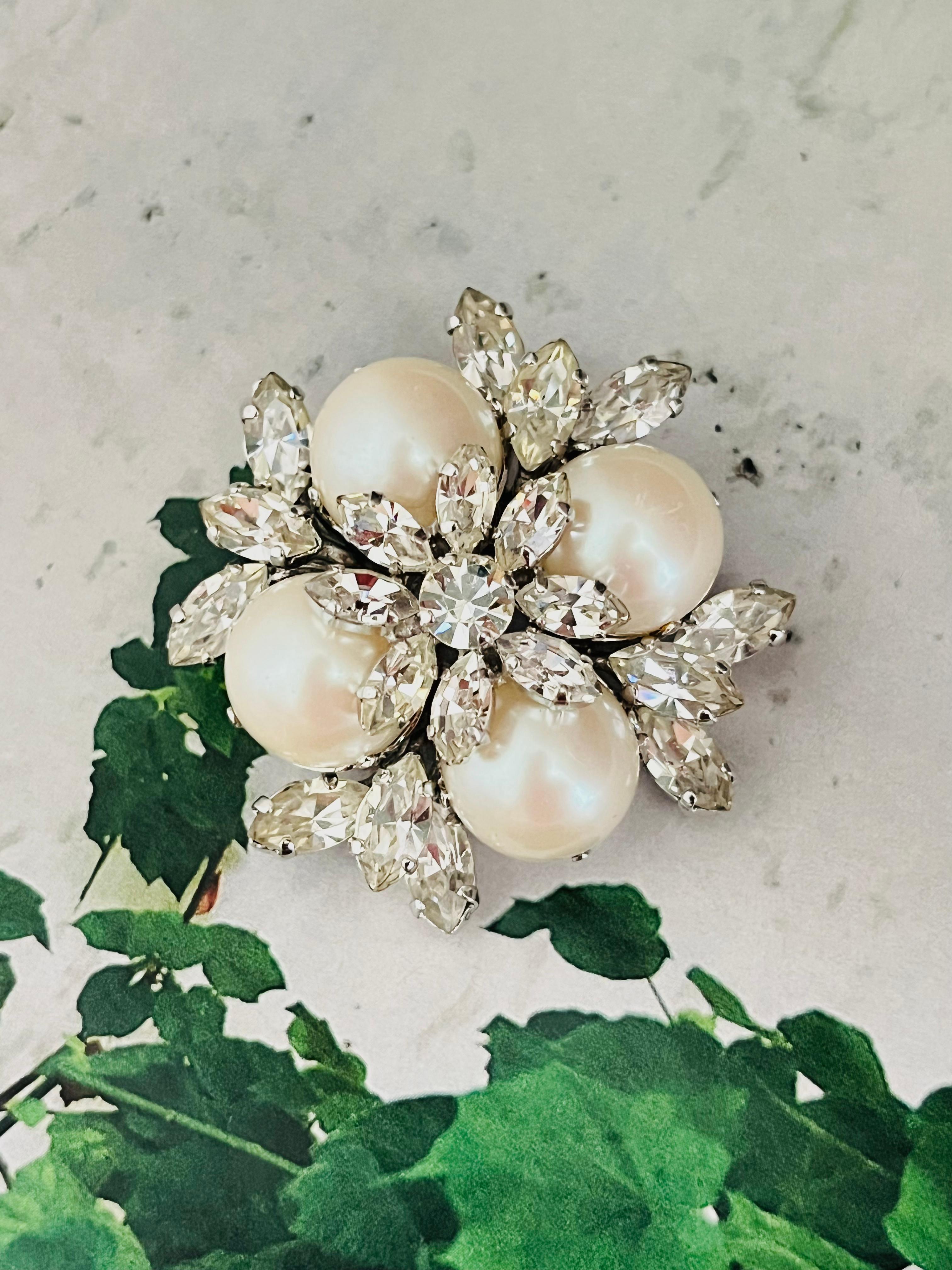 Christian Dior Vintage 1962 White Round Pearls Crystals Snowflake