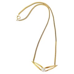 Christian Dior Vintage 1965 GROSSE Gold White Pearl Triangle Mesh Chain Necklace