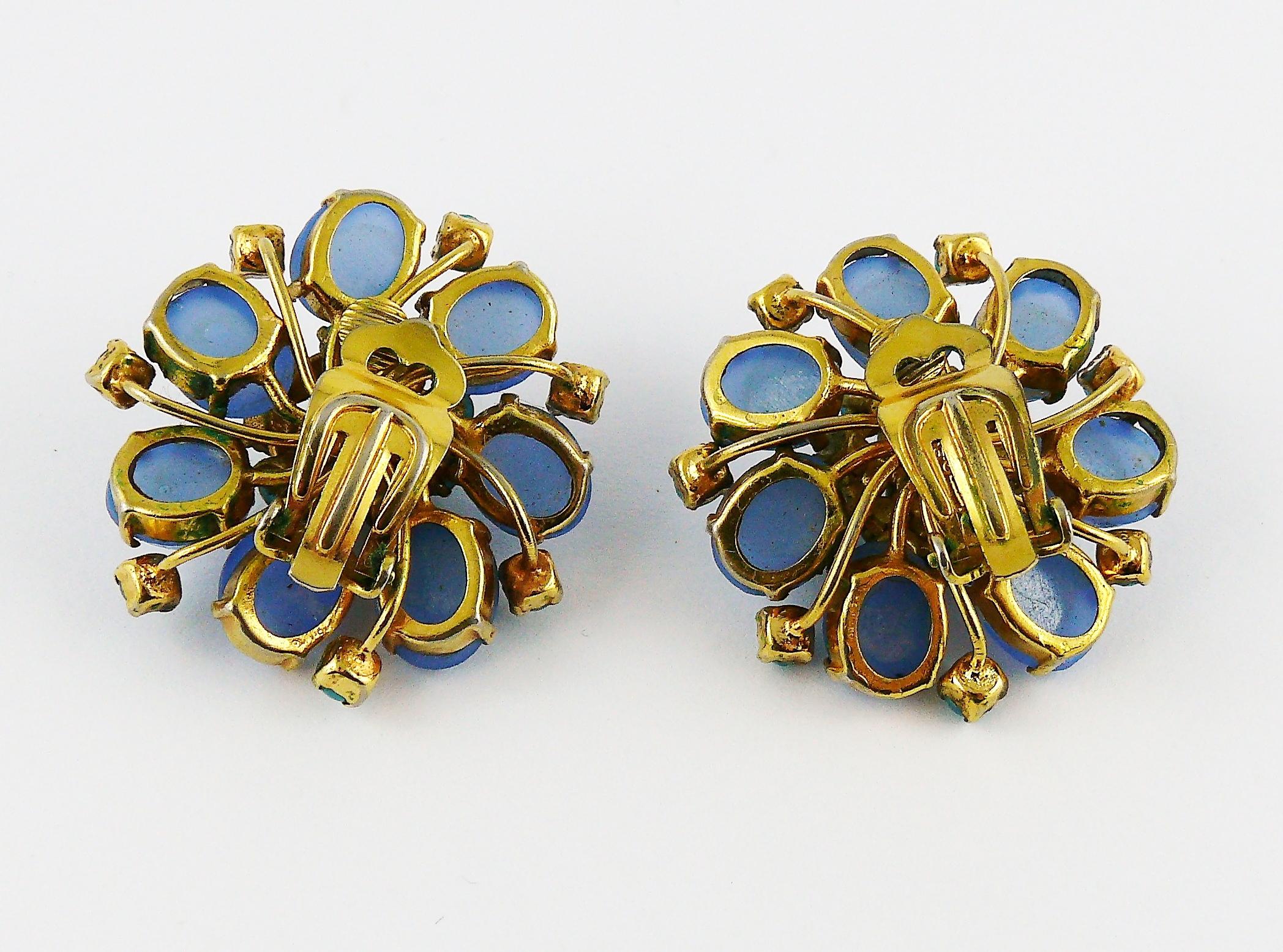 Christian Dior Vintage 1966 Glass Flower Clip-On Earrings In Good Condition In Nice, FR