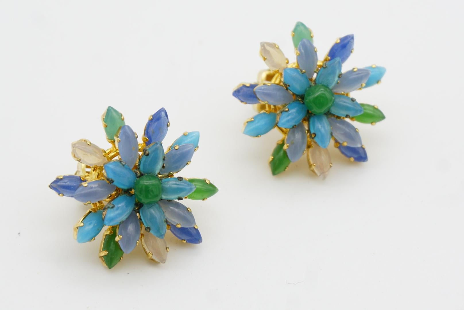 Christian Dior Vintage 1966 Gripoix Emerald Sapphire Snowflake Flower Earrings For Sale 5